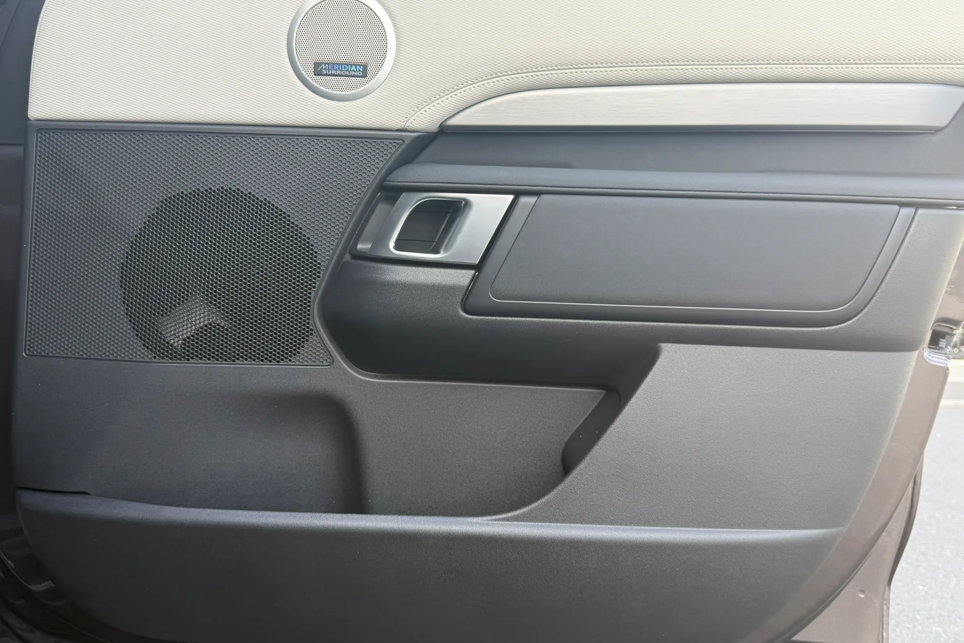 LAND ROVER DISCOVERY thumbnail image number 21