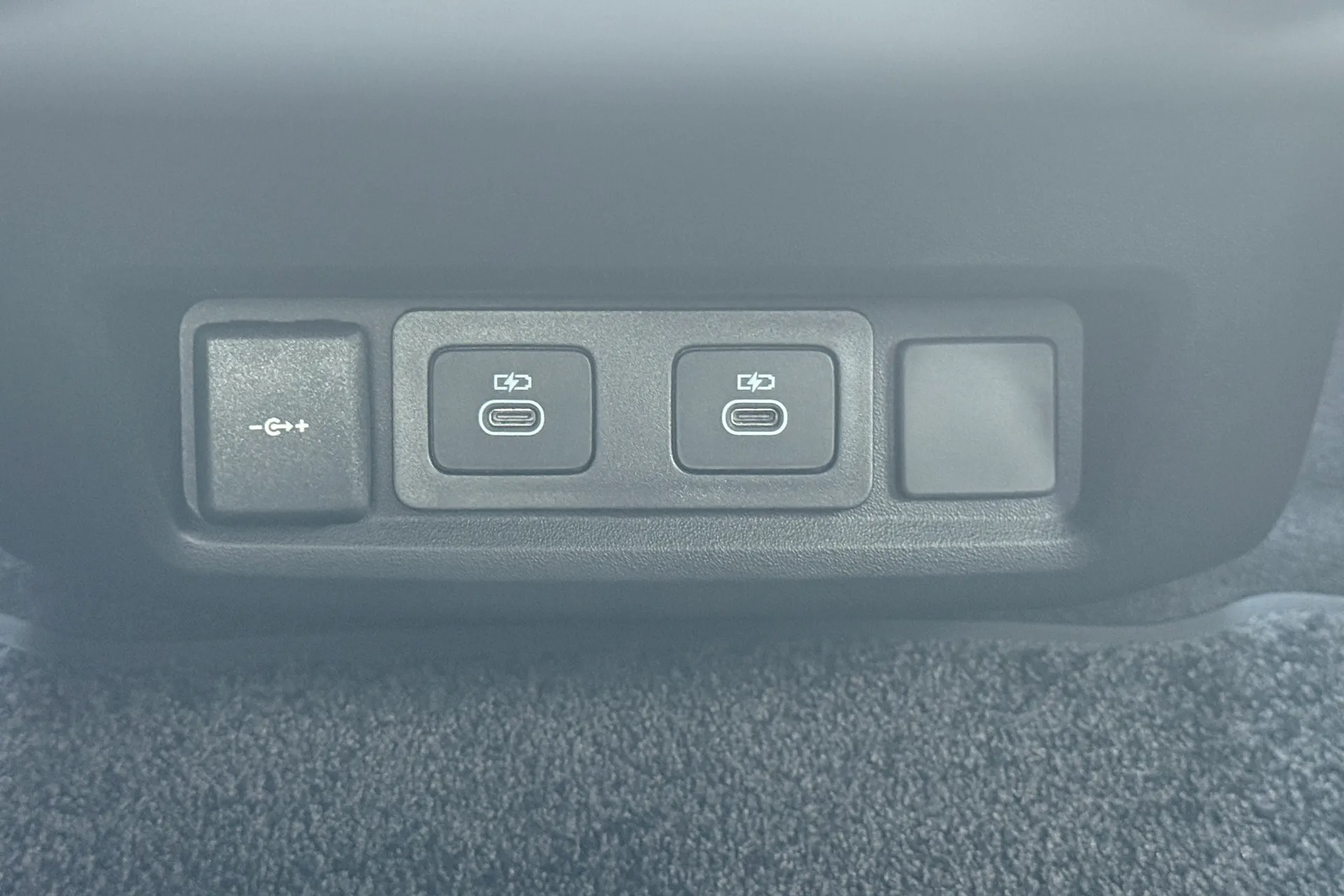 LAND ROVER DISCOVERY thumbnail image number 70