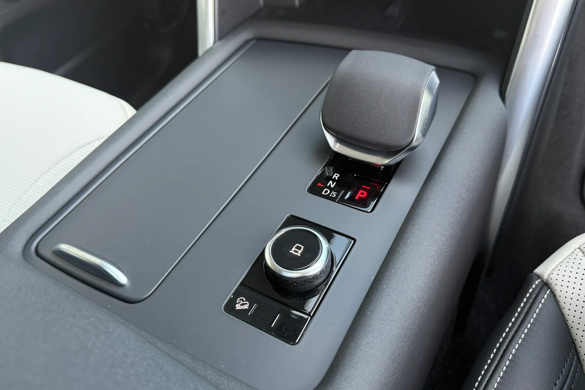 LAND ROVER DISCOVERY thumbnail image number 66