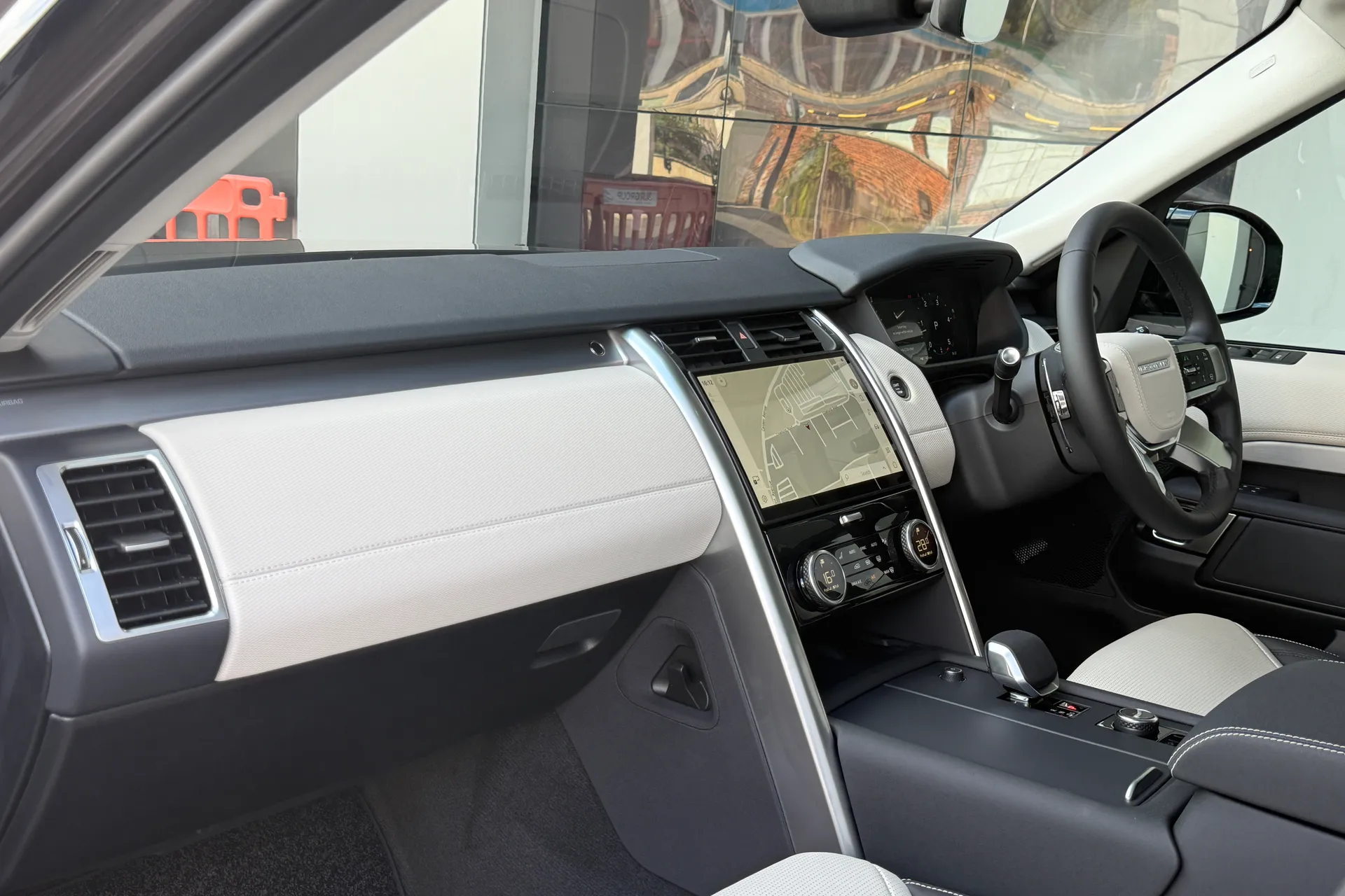 LAND ROVER DISCOVERY thumbnail image number 59