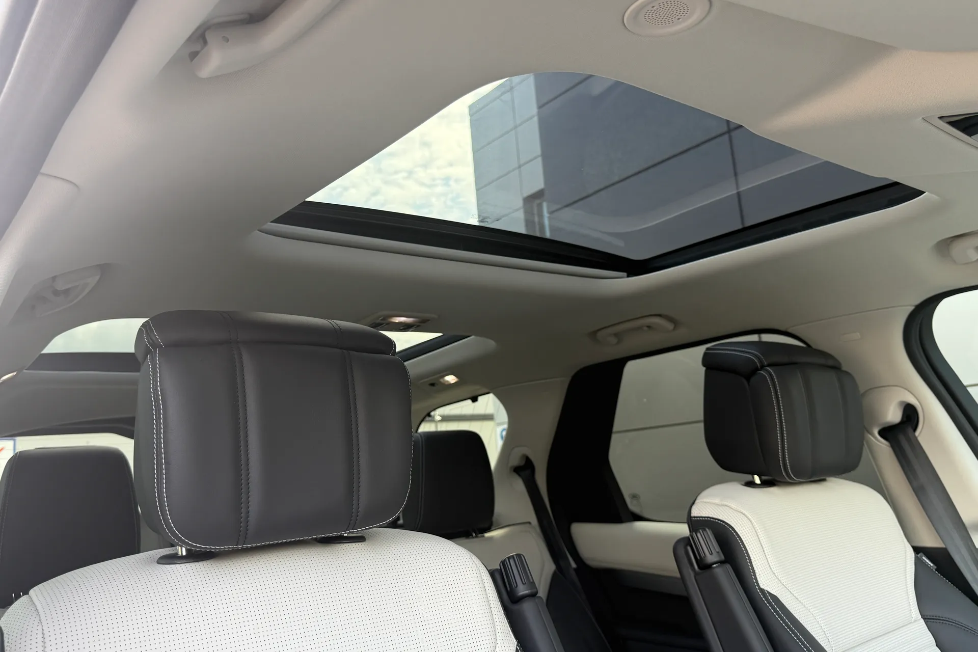 LAND ROVER DISCOVERY thumbnail image number 13