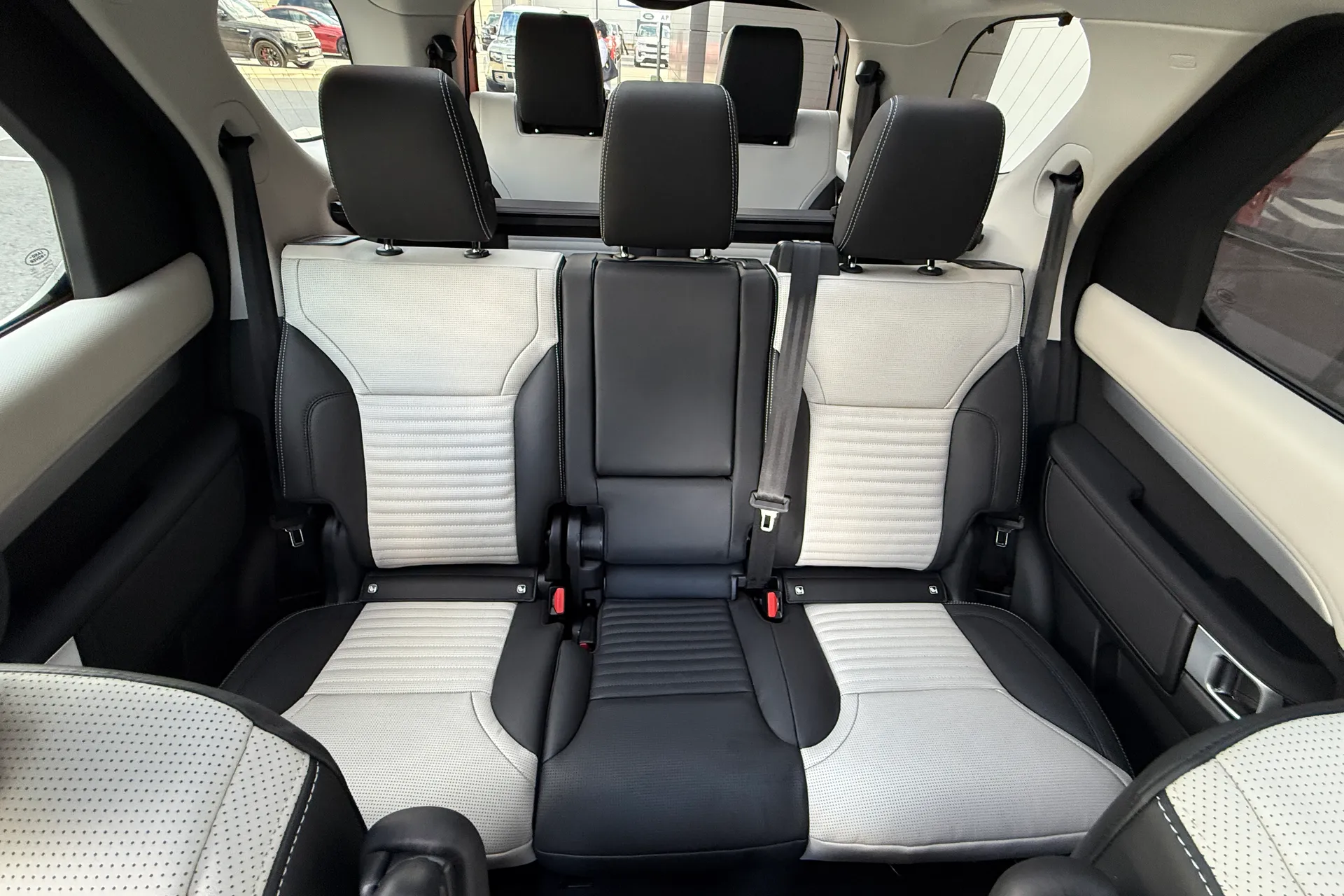 LAND ROVER DISCOVERY thumbnail image number 50