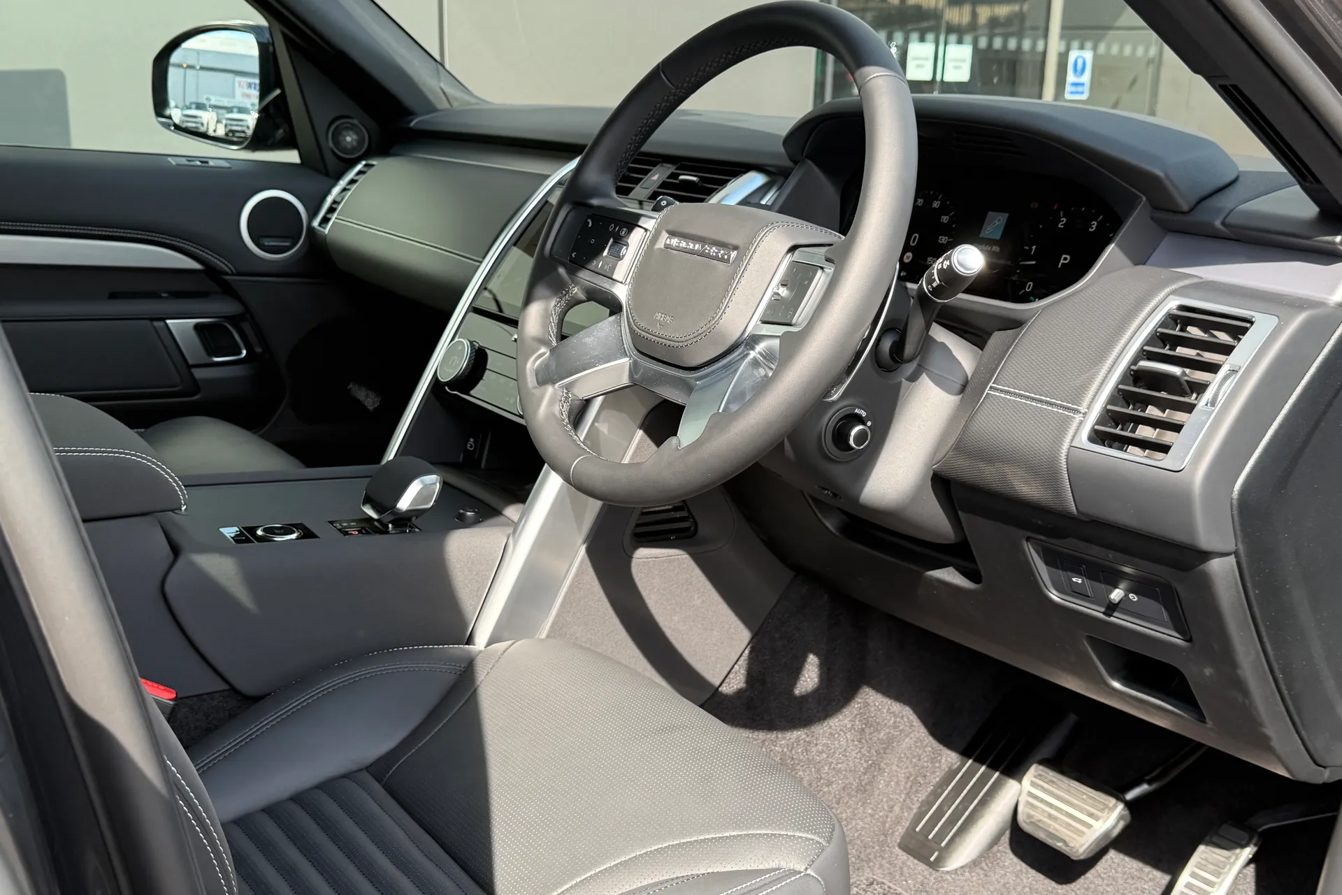 LAND ROVER DISCOVERY thumbnail image number 20