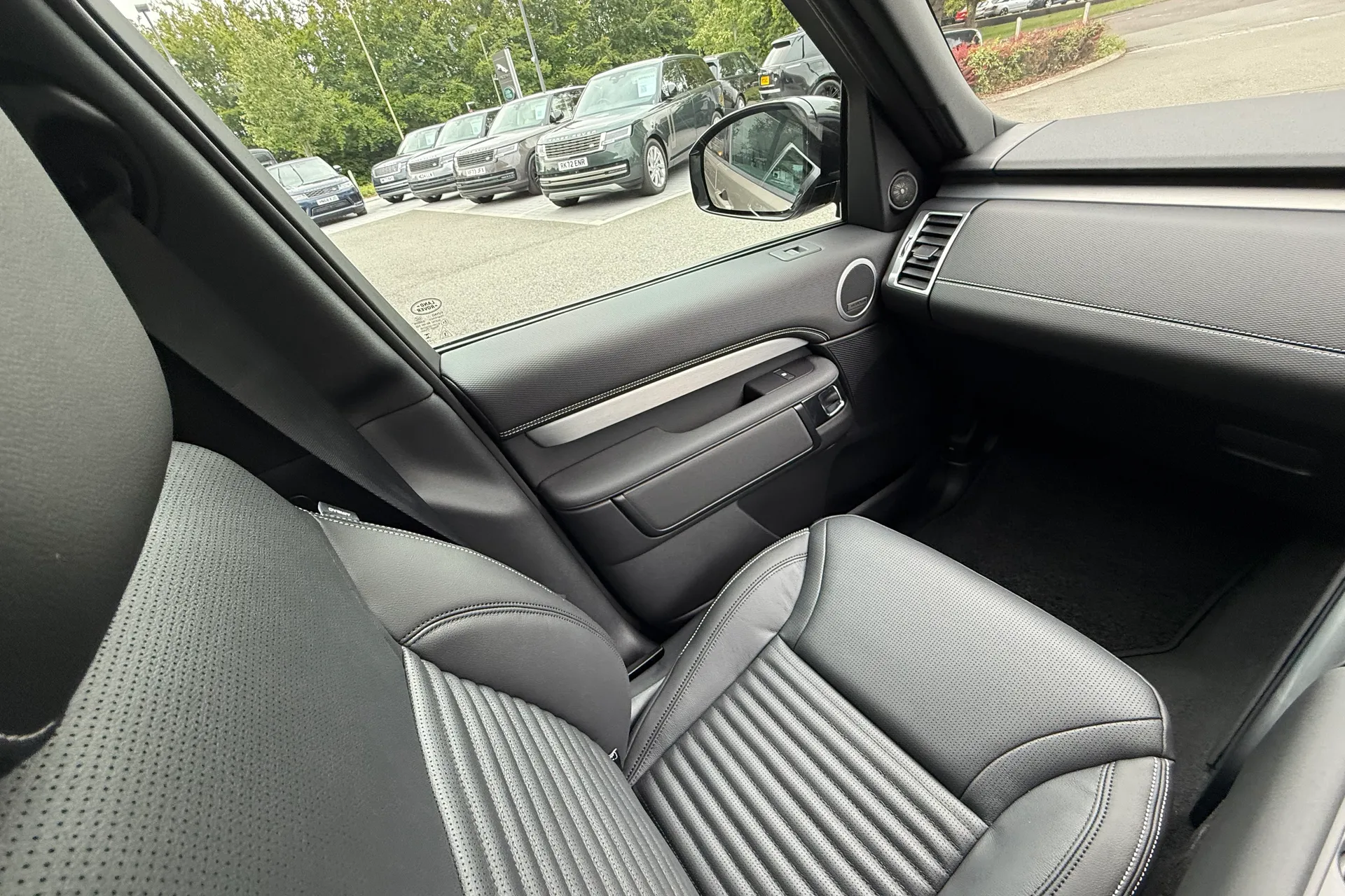 LAND ROVER DISCOVERY thumbnail image number 13