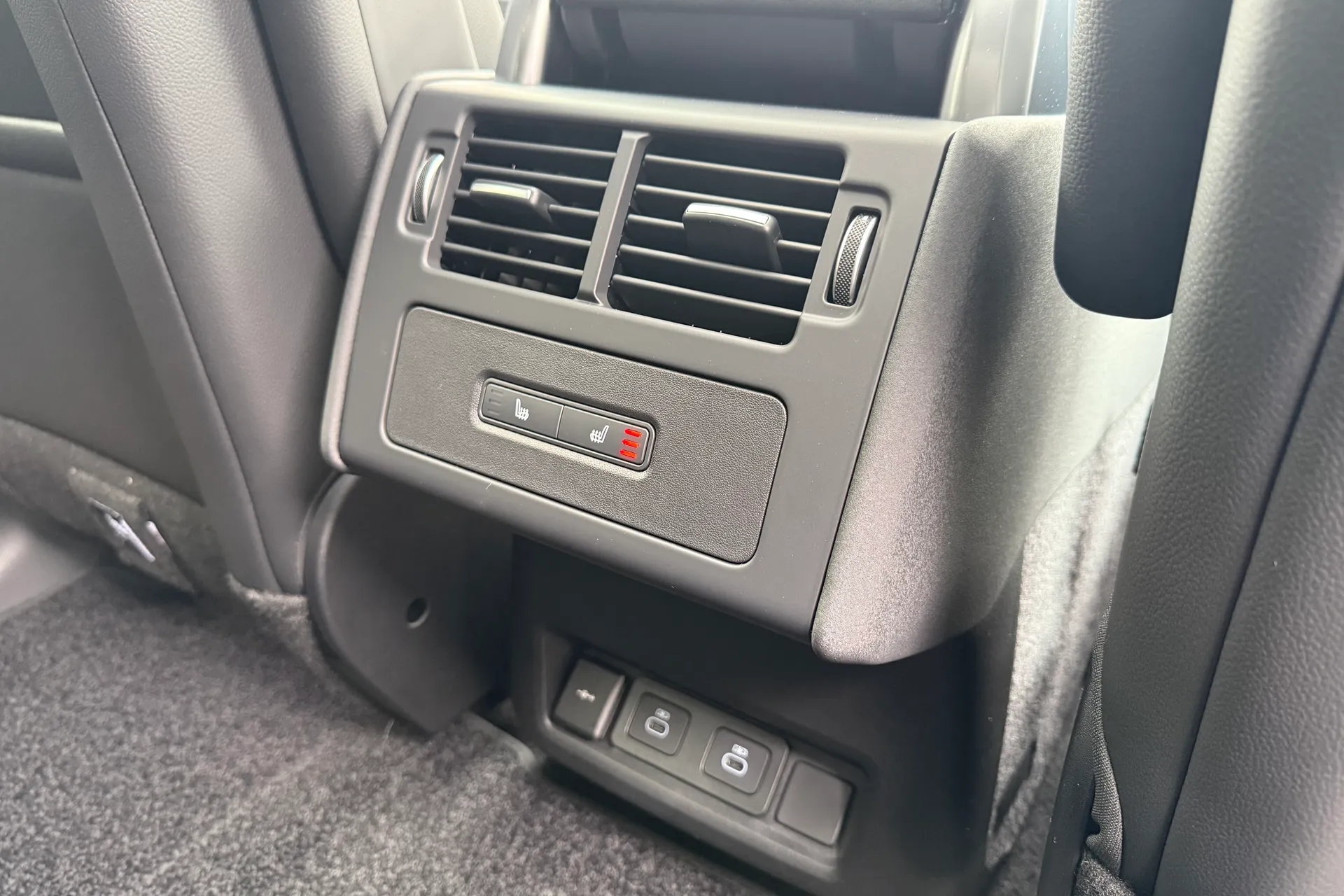 LAND ROVER DISCOVERY thumbnail image number 40