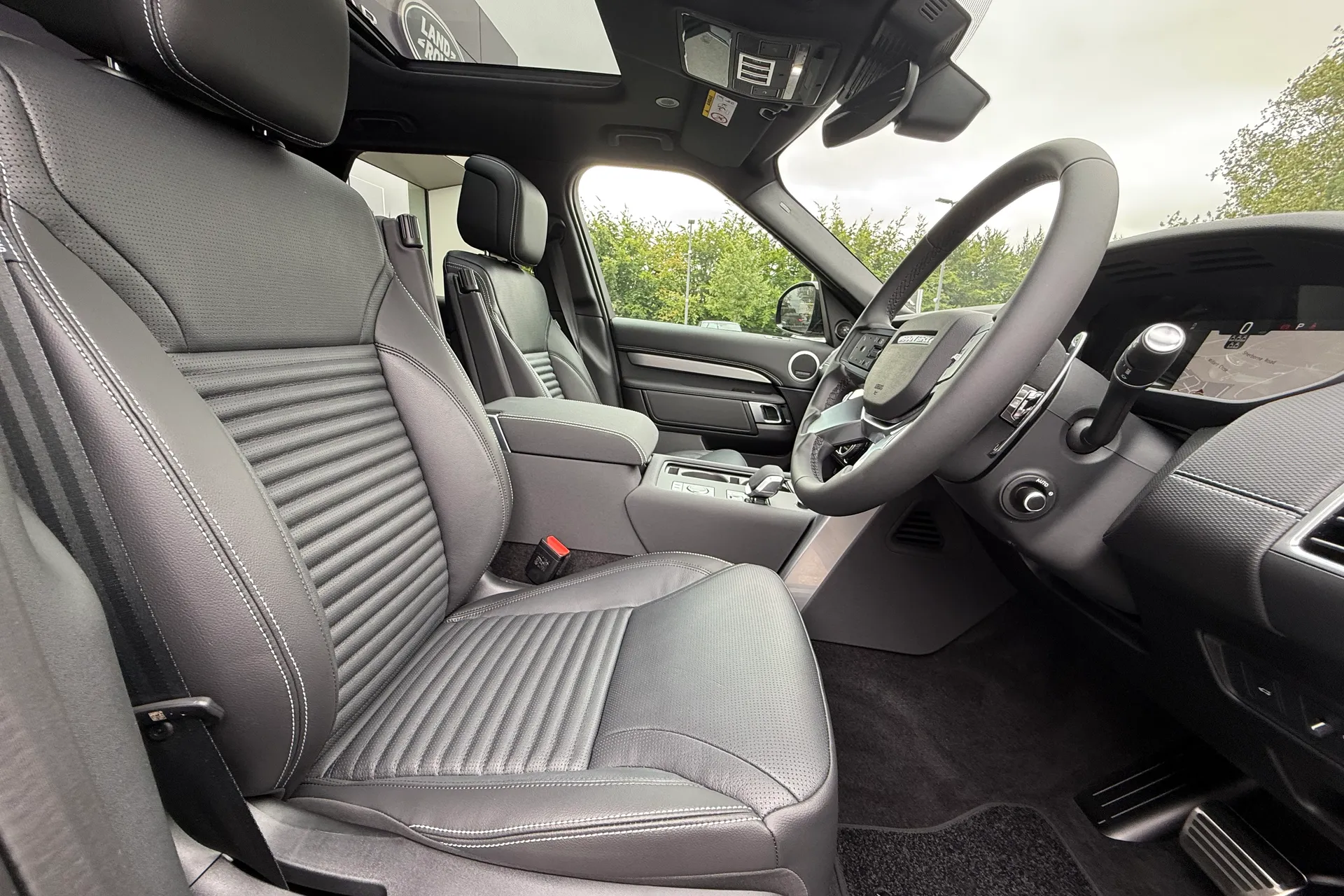 LAND ROVER DISCOVERY thumbnail image number 9