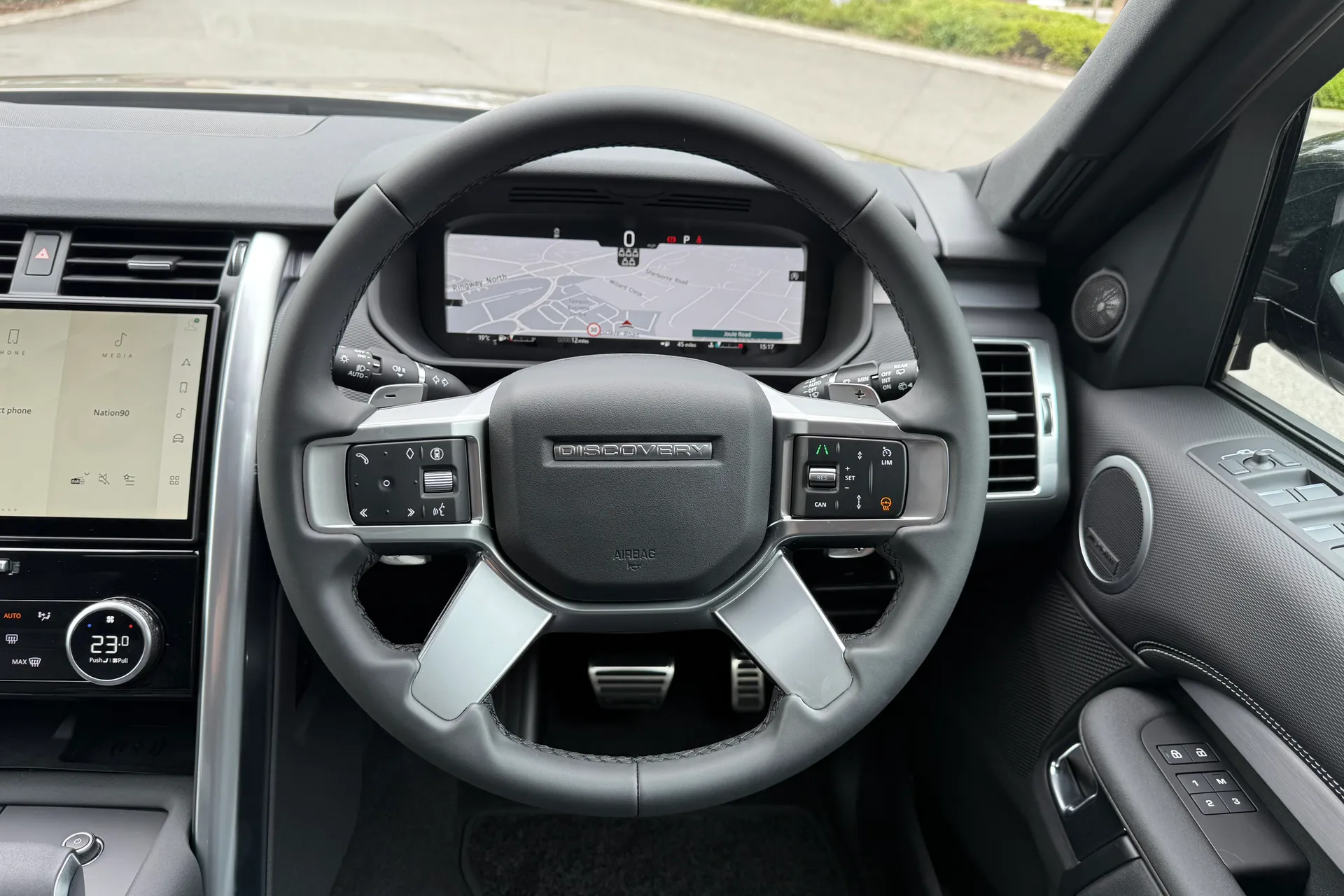 LAND ROVER DISCOVERY thumbnail image number 12