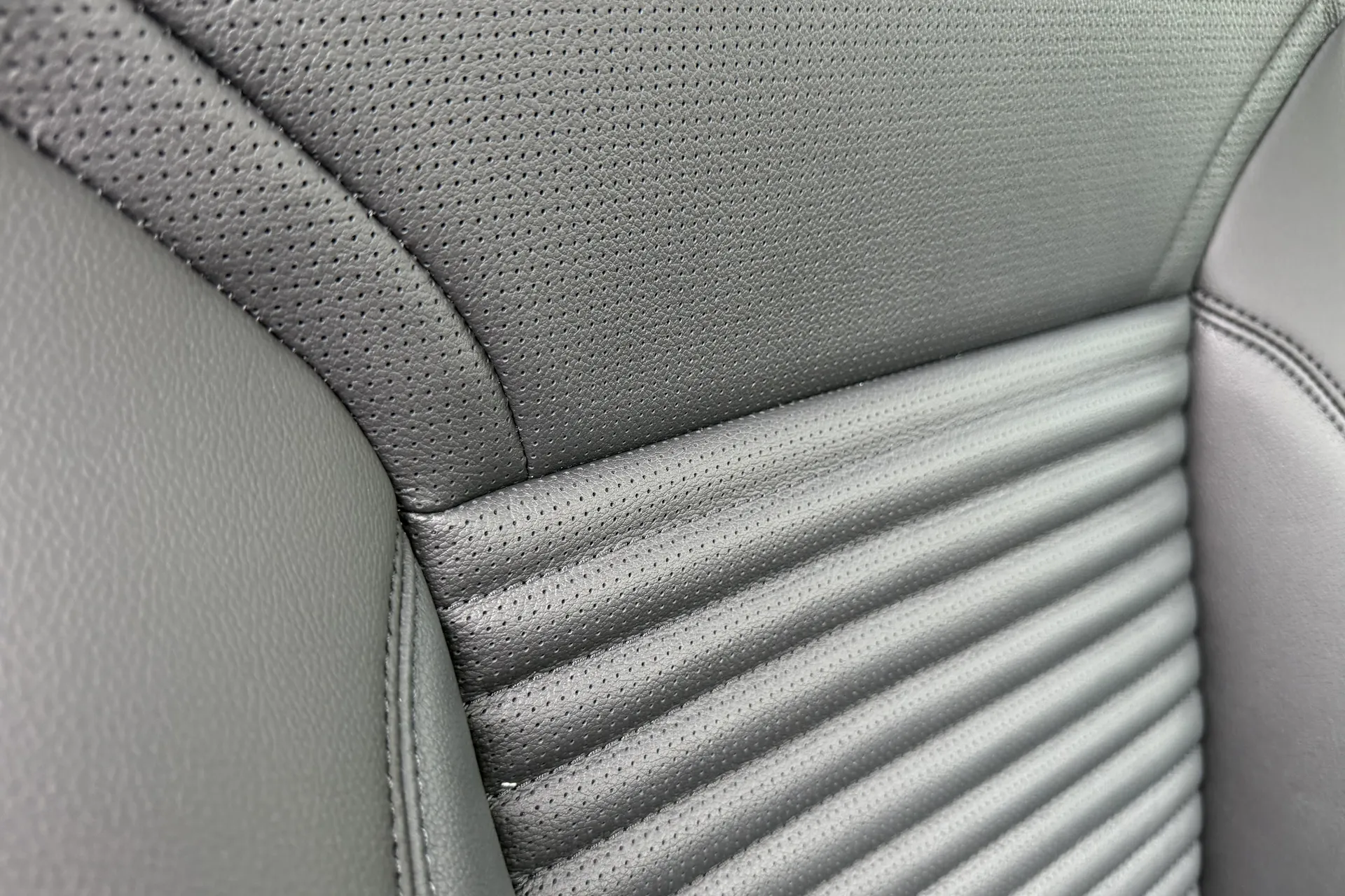 LAND ROVER DISCOVERY thumbnail image number 39