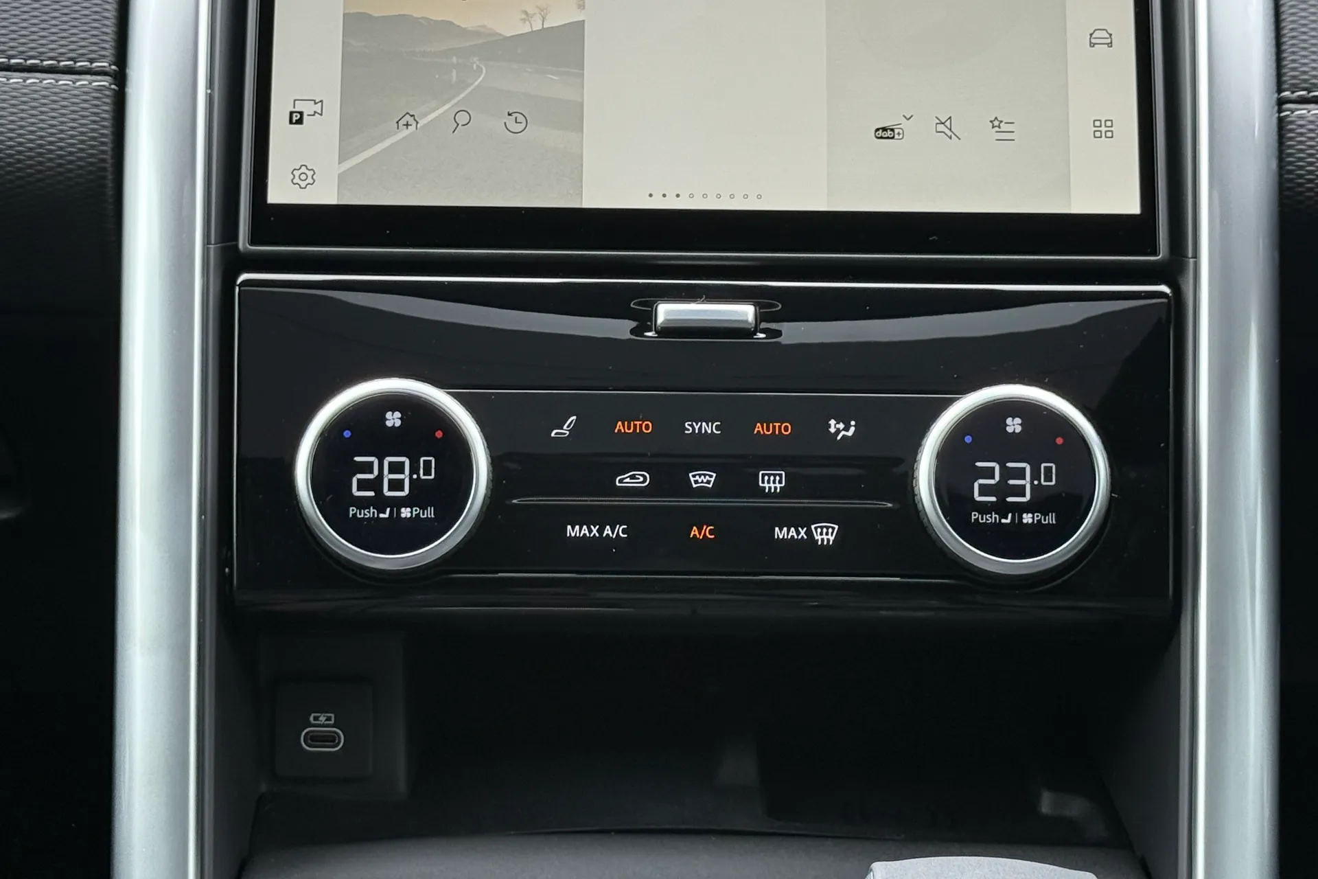 LAND ROVER DISCOVERY thumbnail image number 16