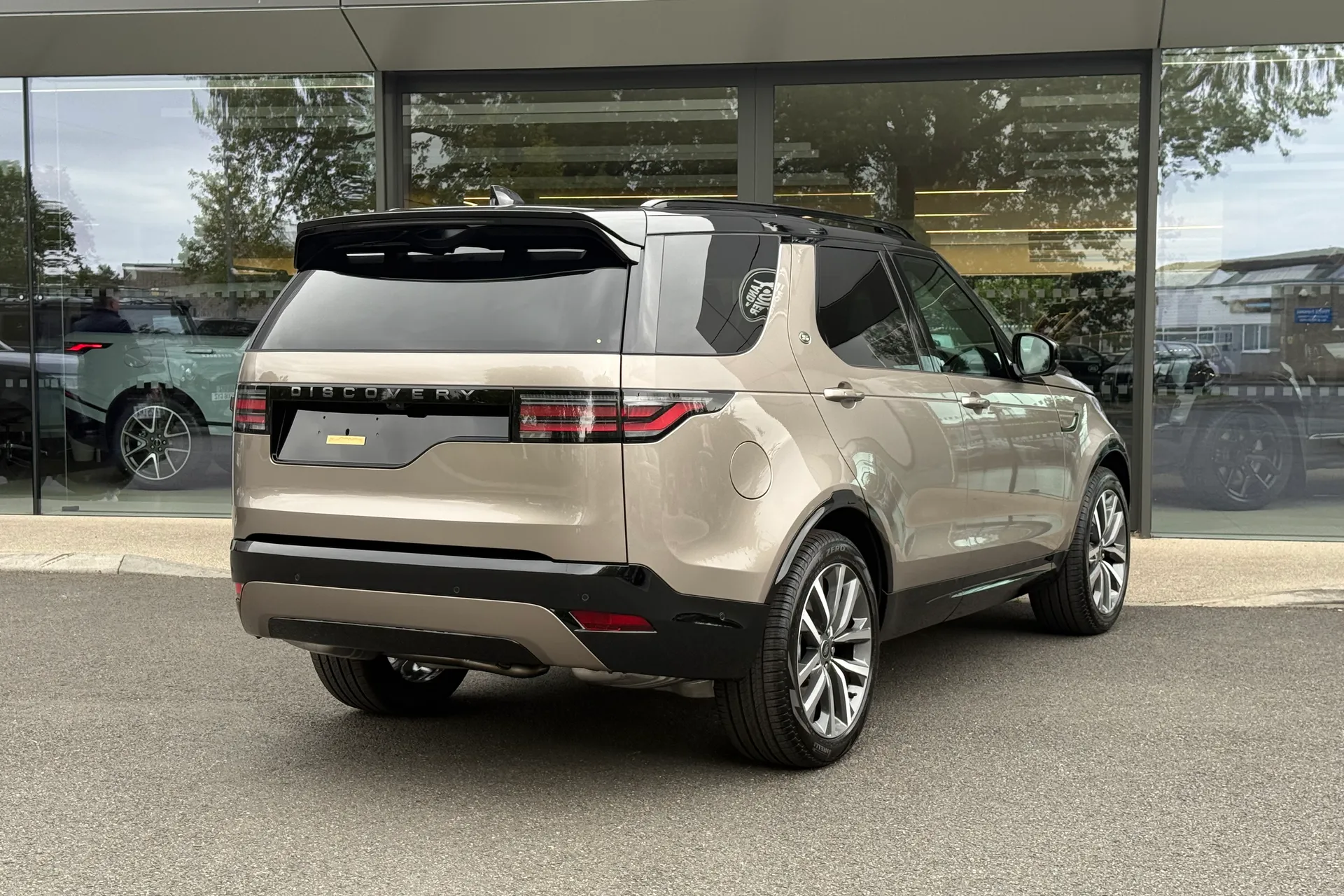 LAND ROVER DISCOVERY thumbnail image number 7
