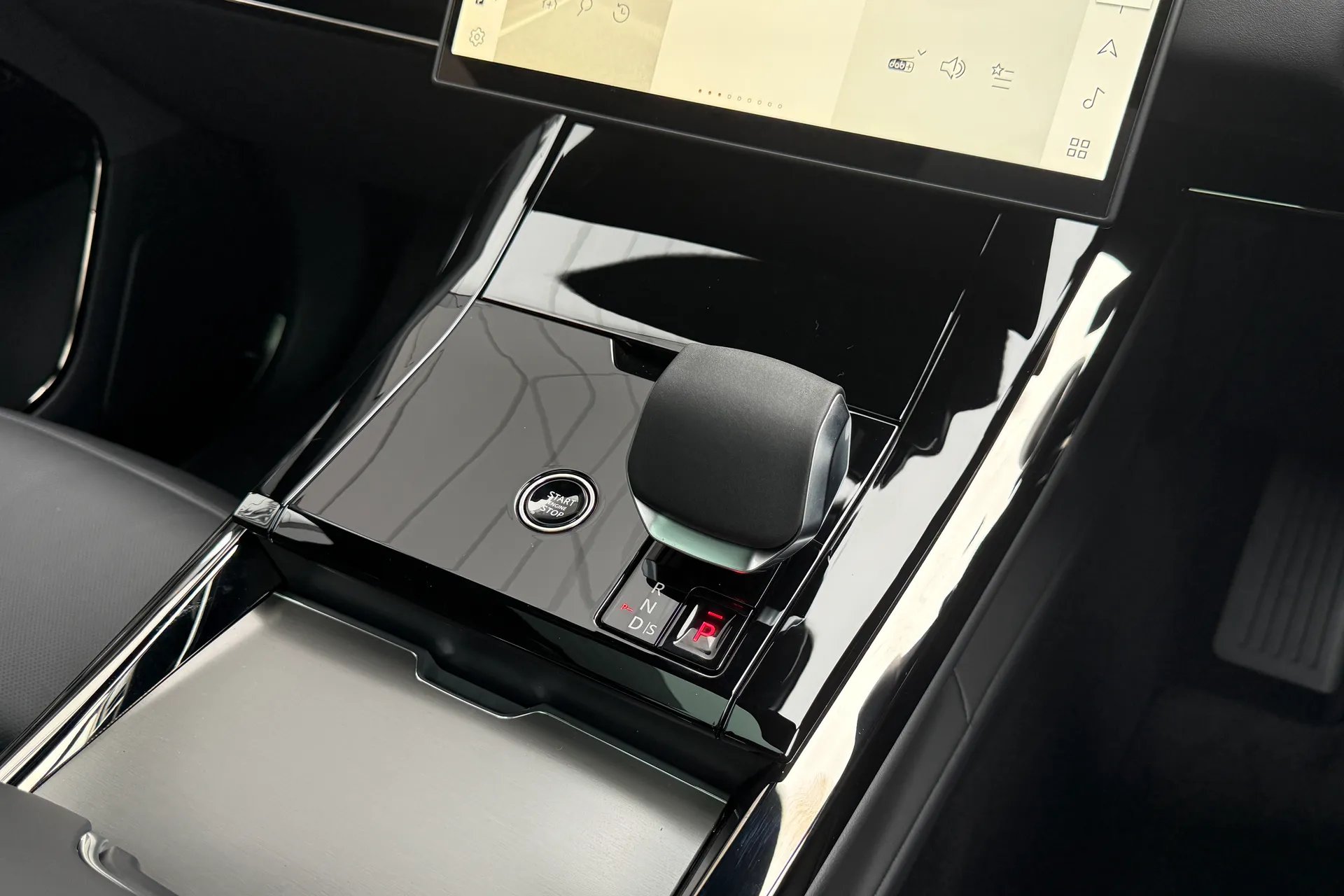 LAND ROVER RANGE ROVER SPORT thumbnail image number 34