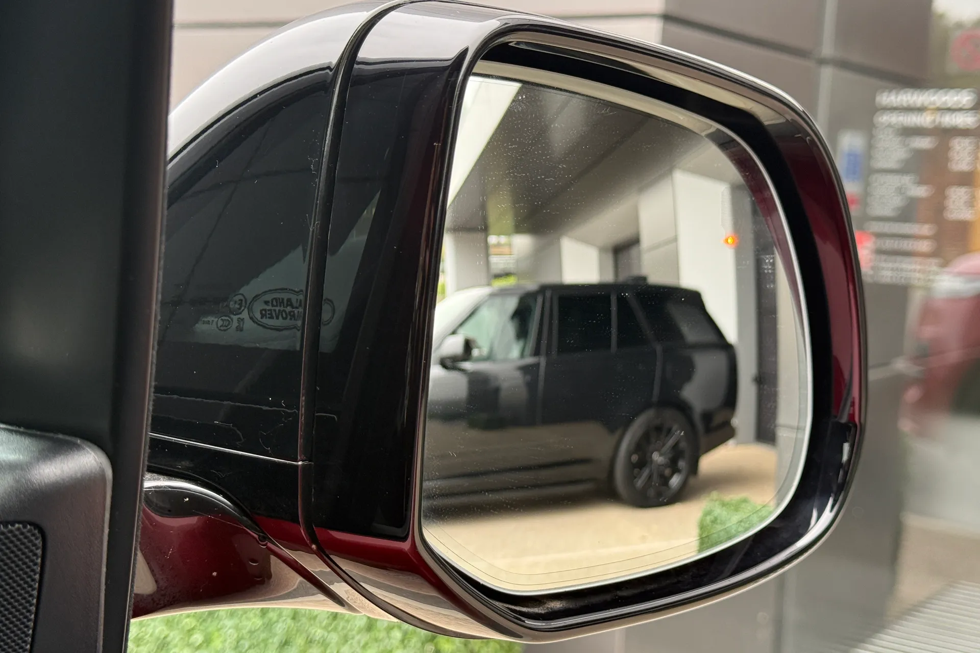 LAND ROVER RANGE ROVER SPORT thumbnail image number 27