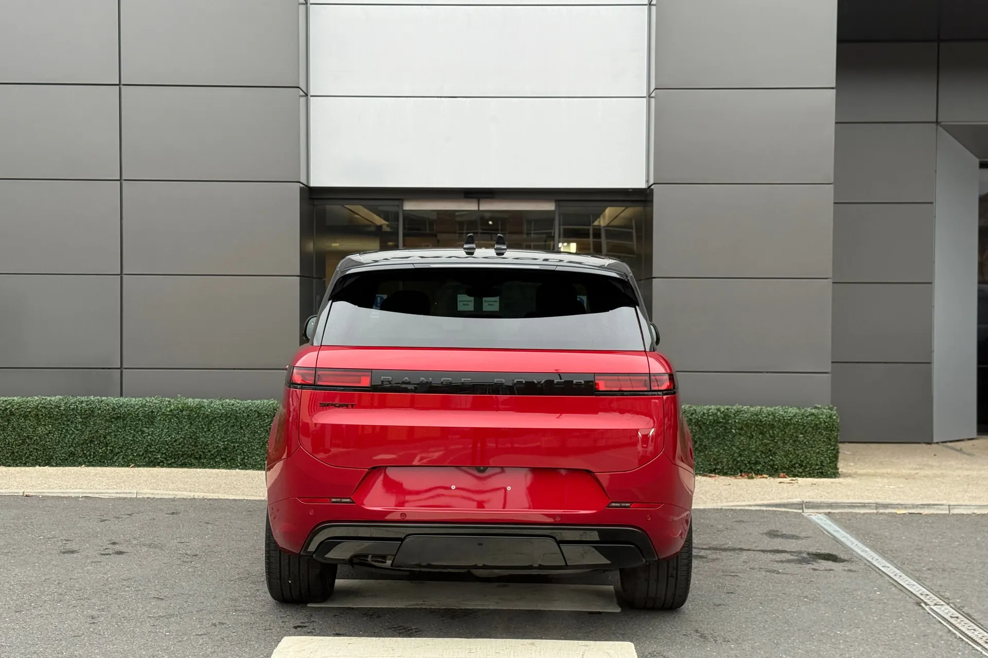 LAND ROVER RANGE ROVER SPORT thumbnail image number 14