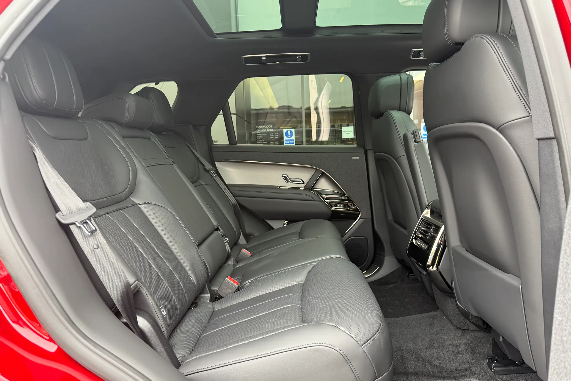 LAND ROVER RANGE ROVER SPORT thumbnail image number 21