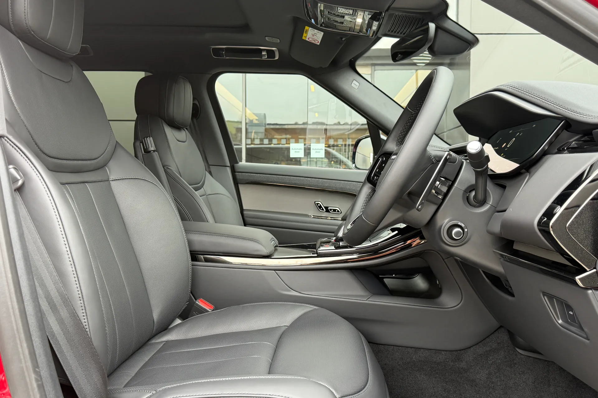 LAND ROVER RANGE ROVER SPORT thumbnail image number 19