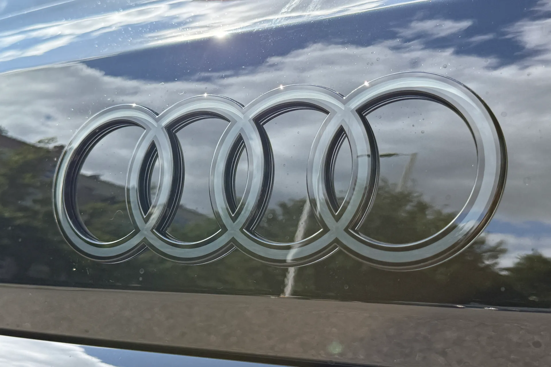 Audi Q7 thumbnail image number 34