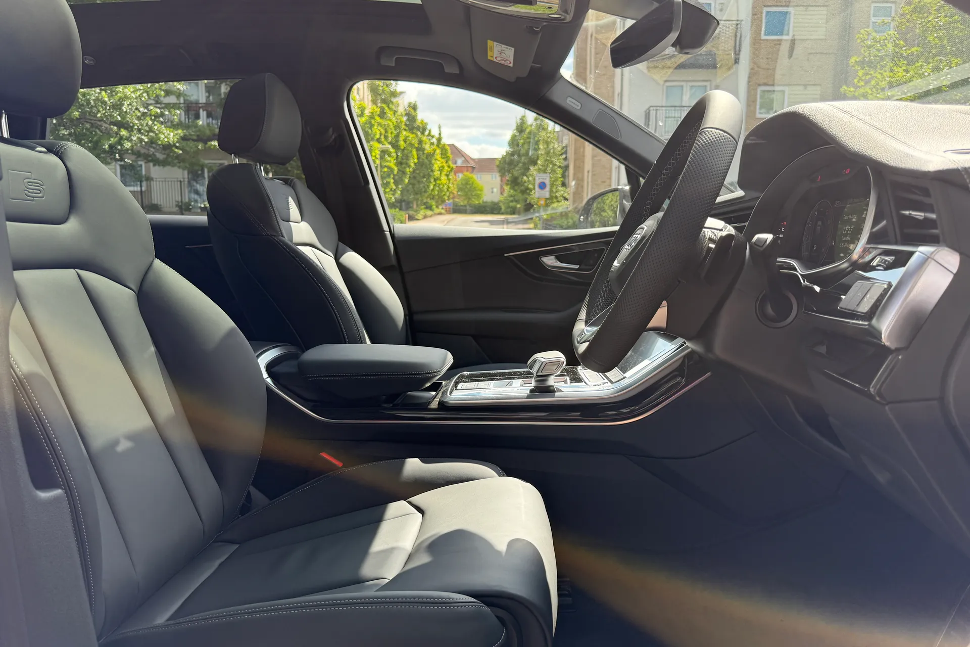 Audi Q7 thumbnail image number 19