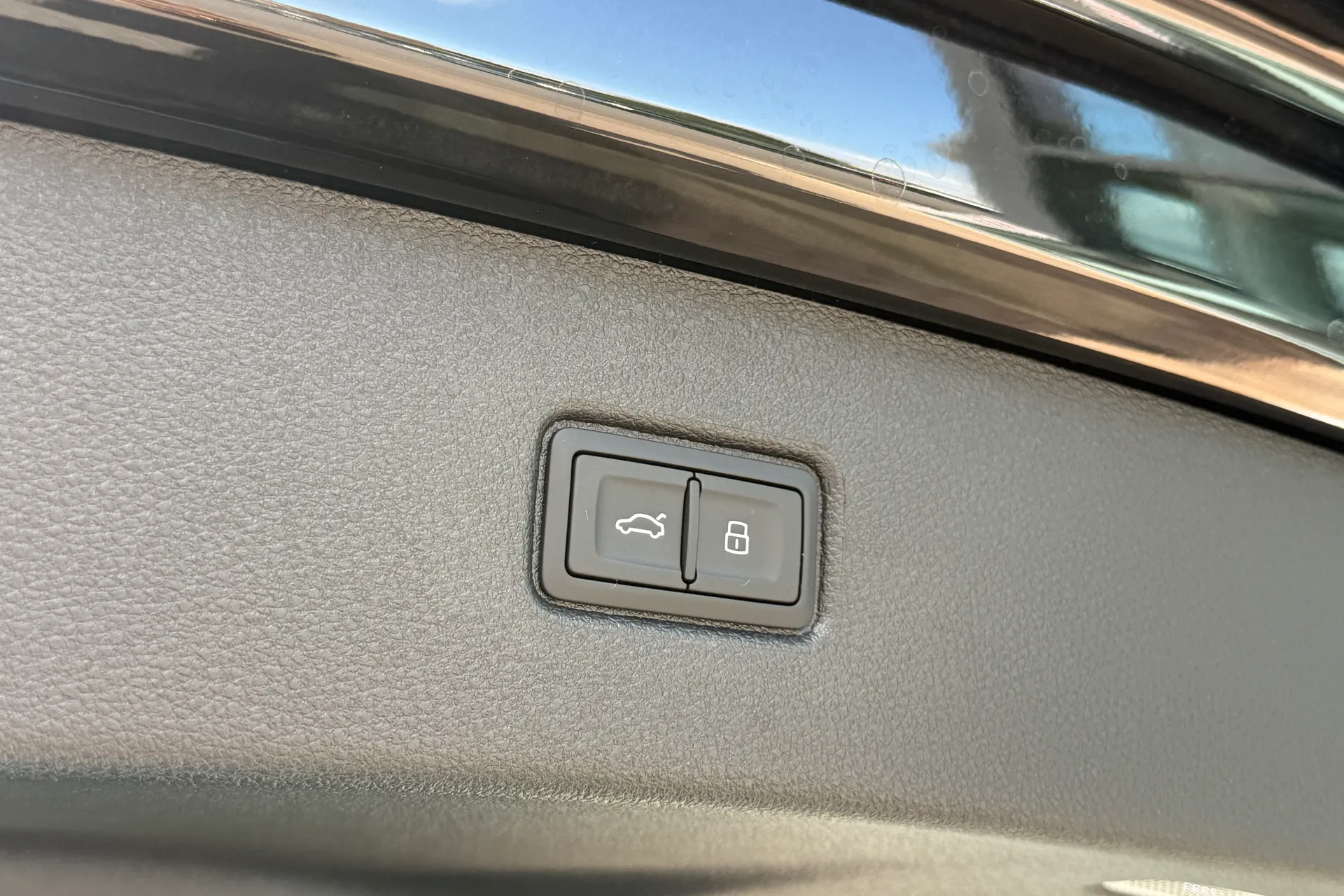 Audi Q7 thumbnail image number 41