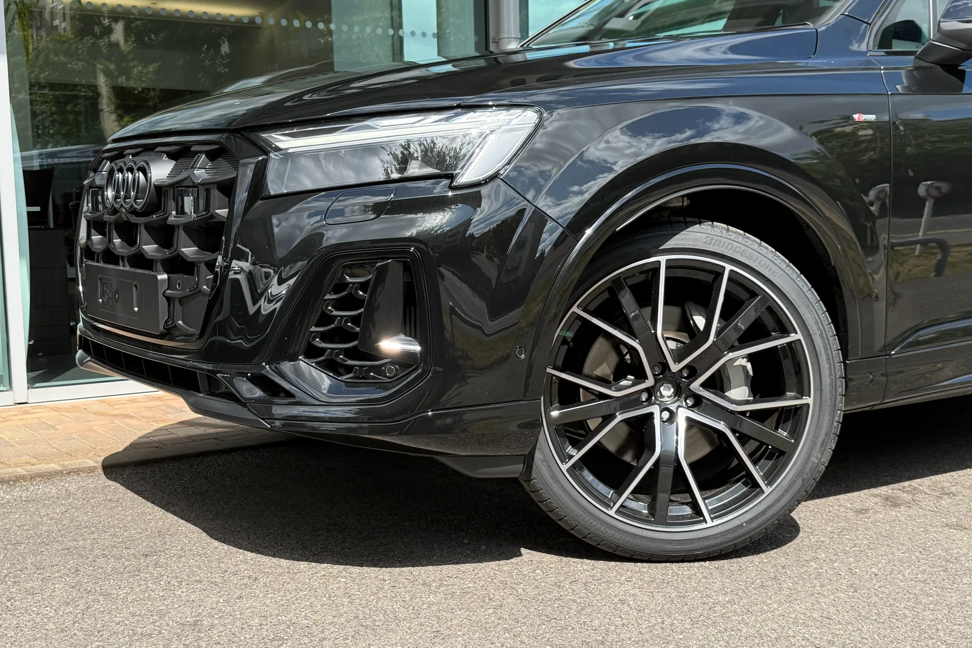 Audi Q7 thumbnail image number 47