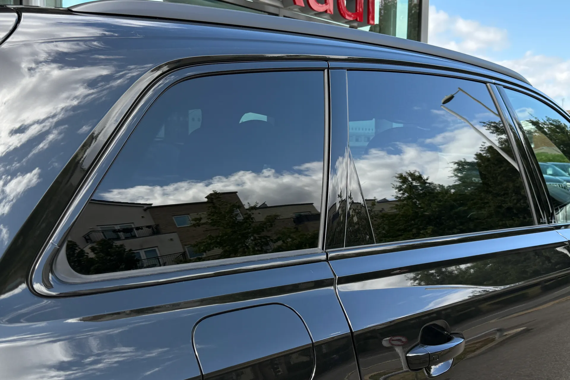 Audi Q7 thumbnail image number 51