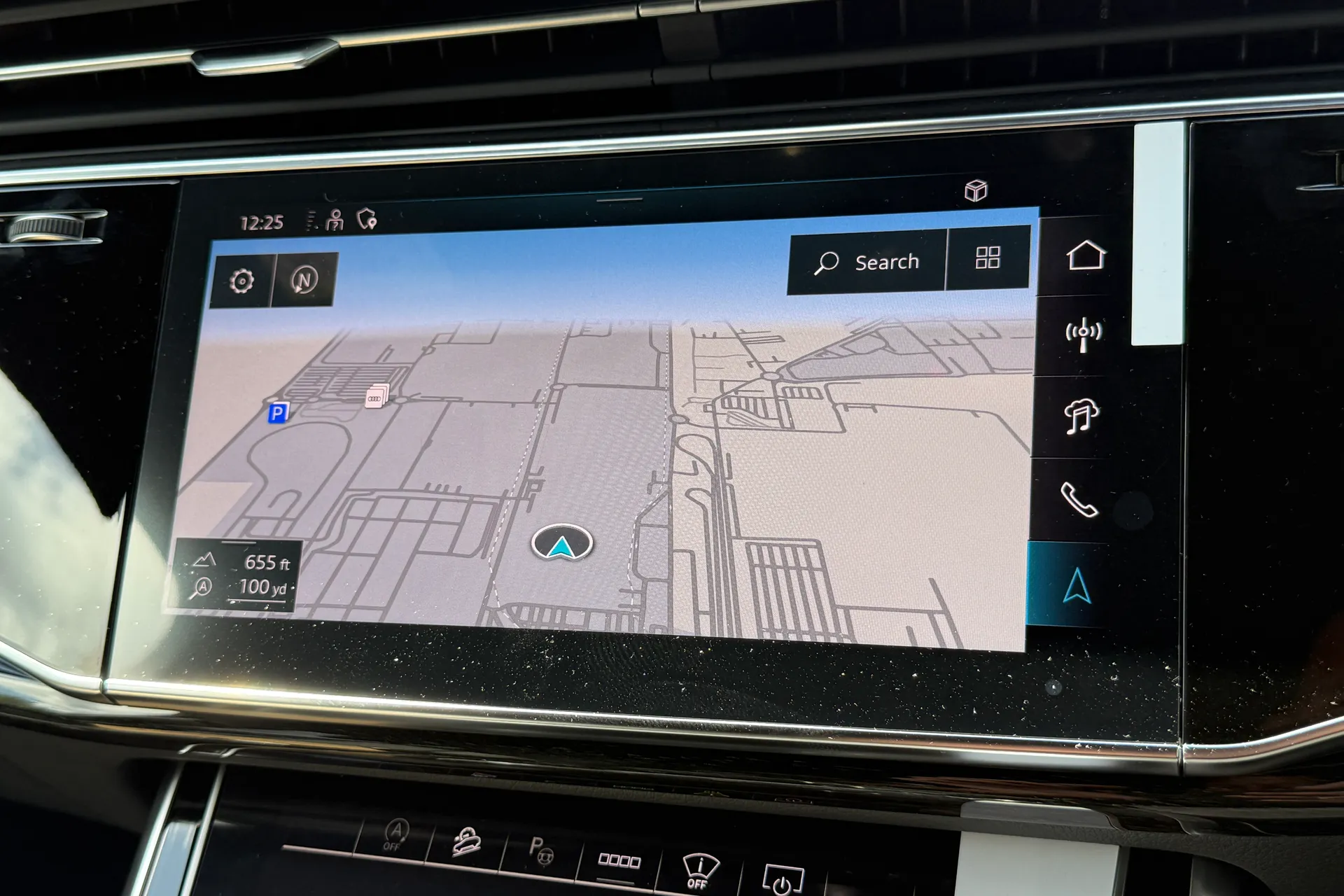 Audi Q7 thumbnail image number 10