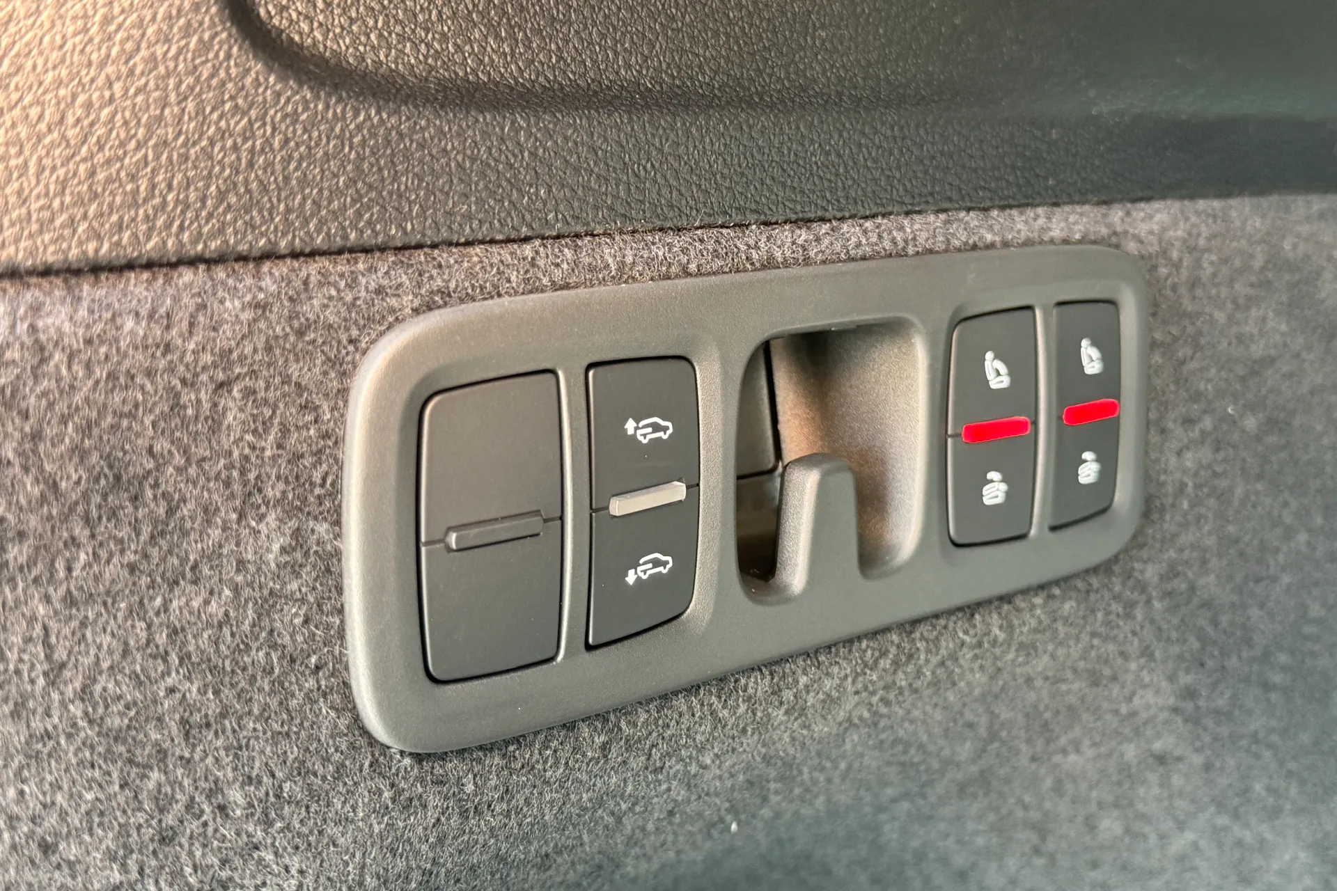 Audi Q7 thumbnail image number 42