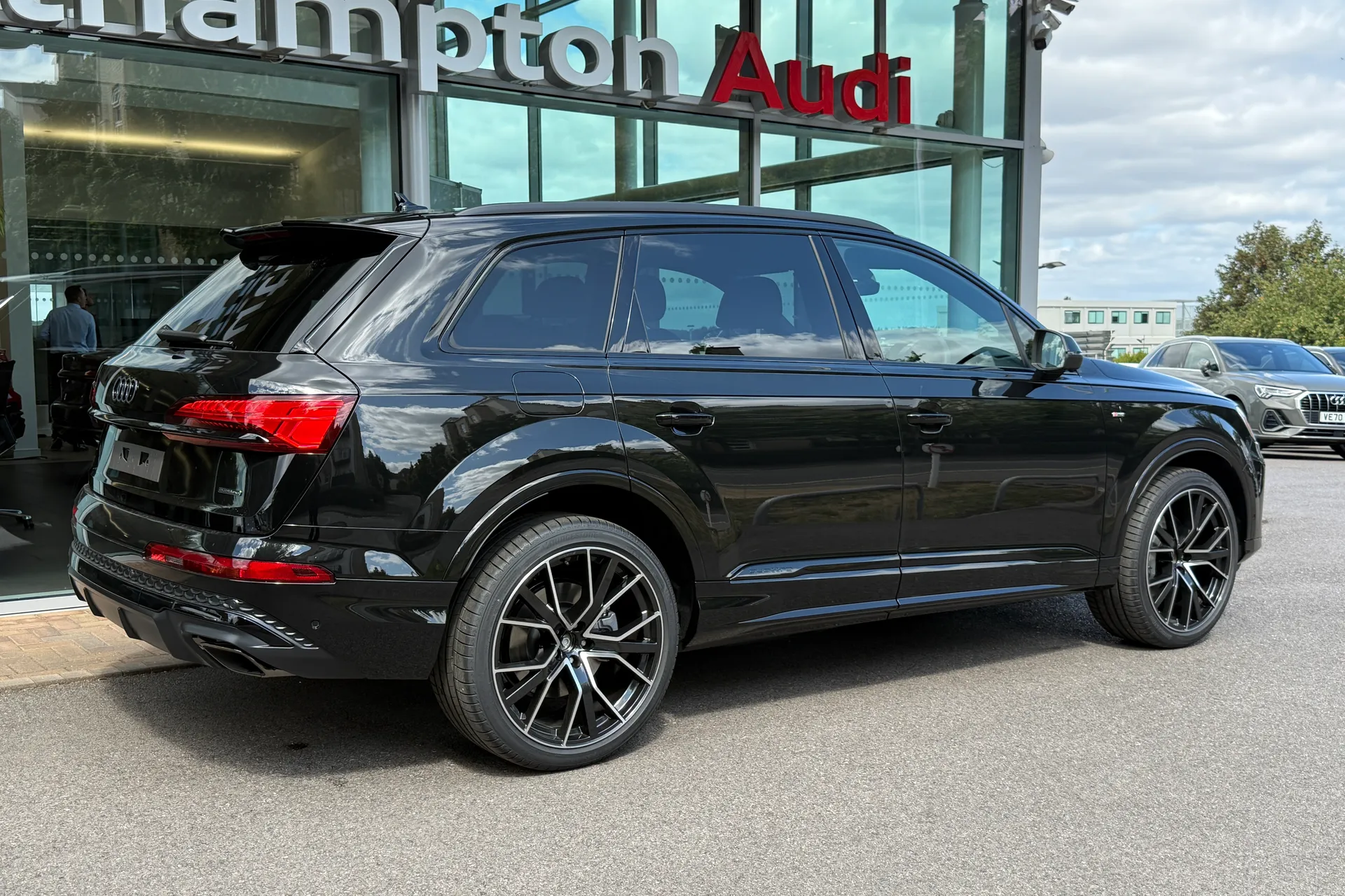 Audi Q7 thumbnail image number 52
