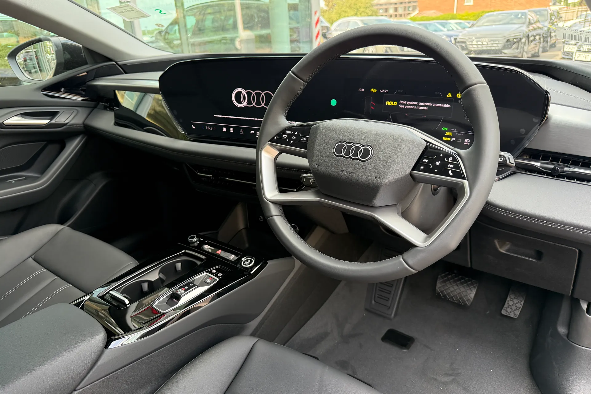 Audi A6 e-tron Avant thumbnail image number 17