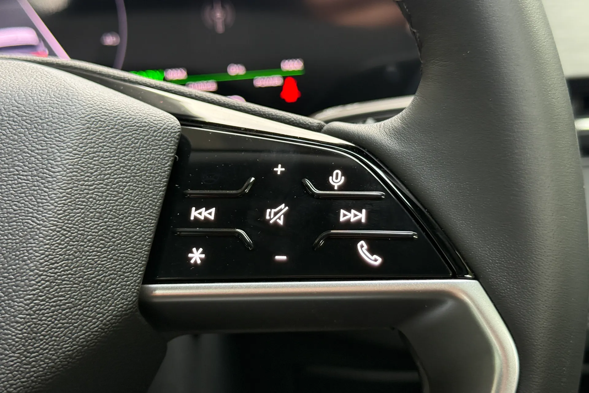 Audi A6 e-tron Avant thumbnail image number 8