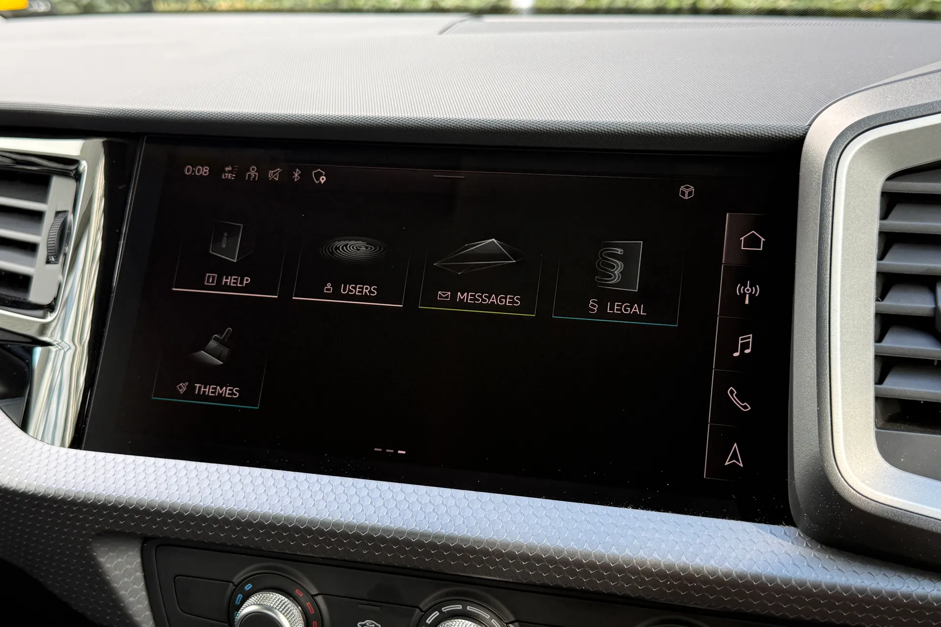 Audi A1 thumbnail image number 21