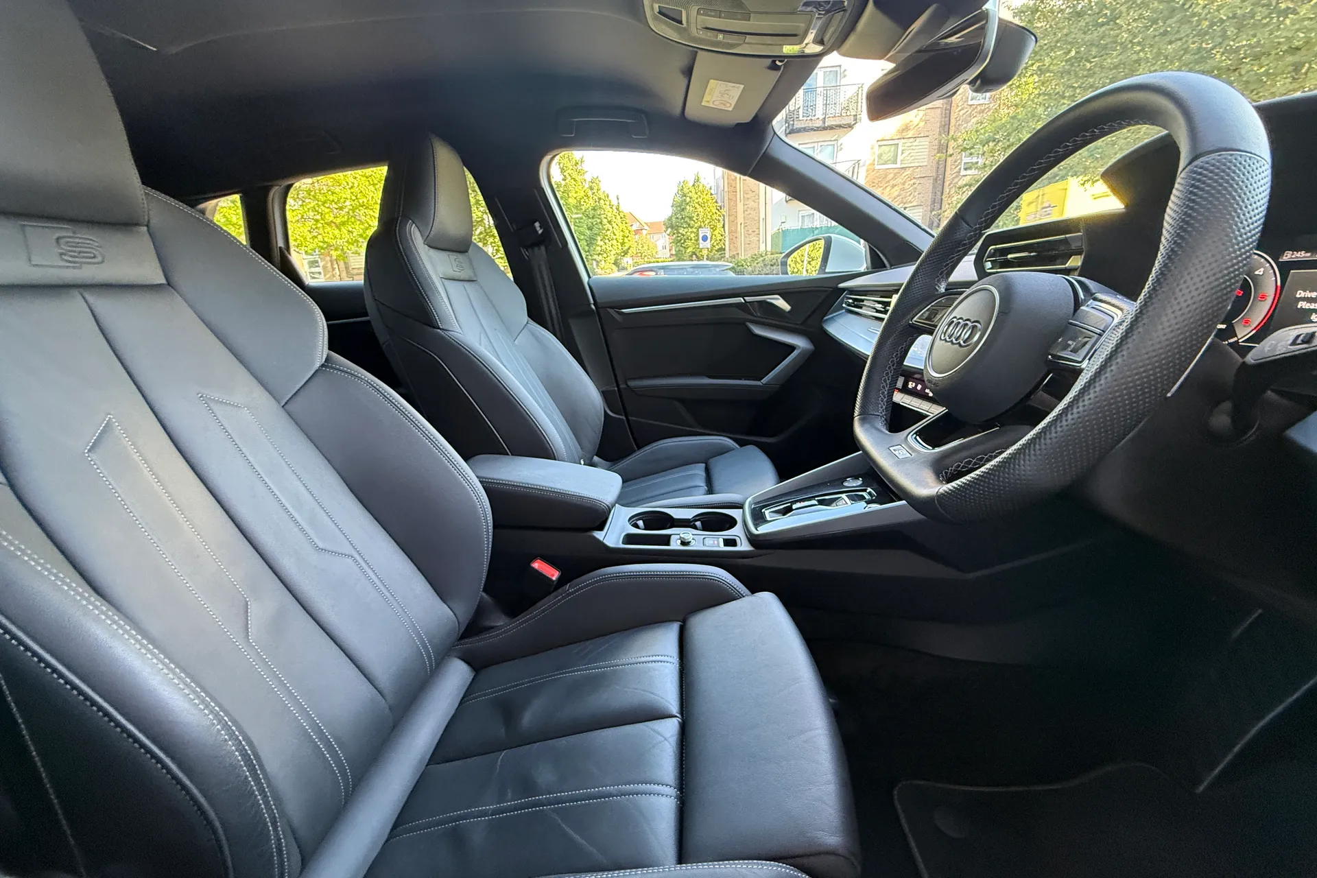 Audi A3 thumbnail image number 31