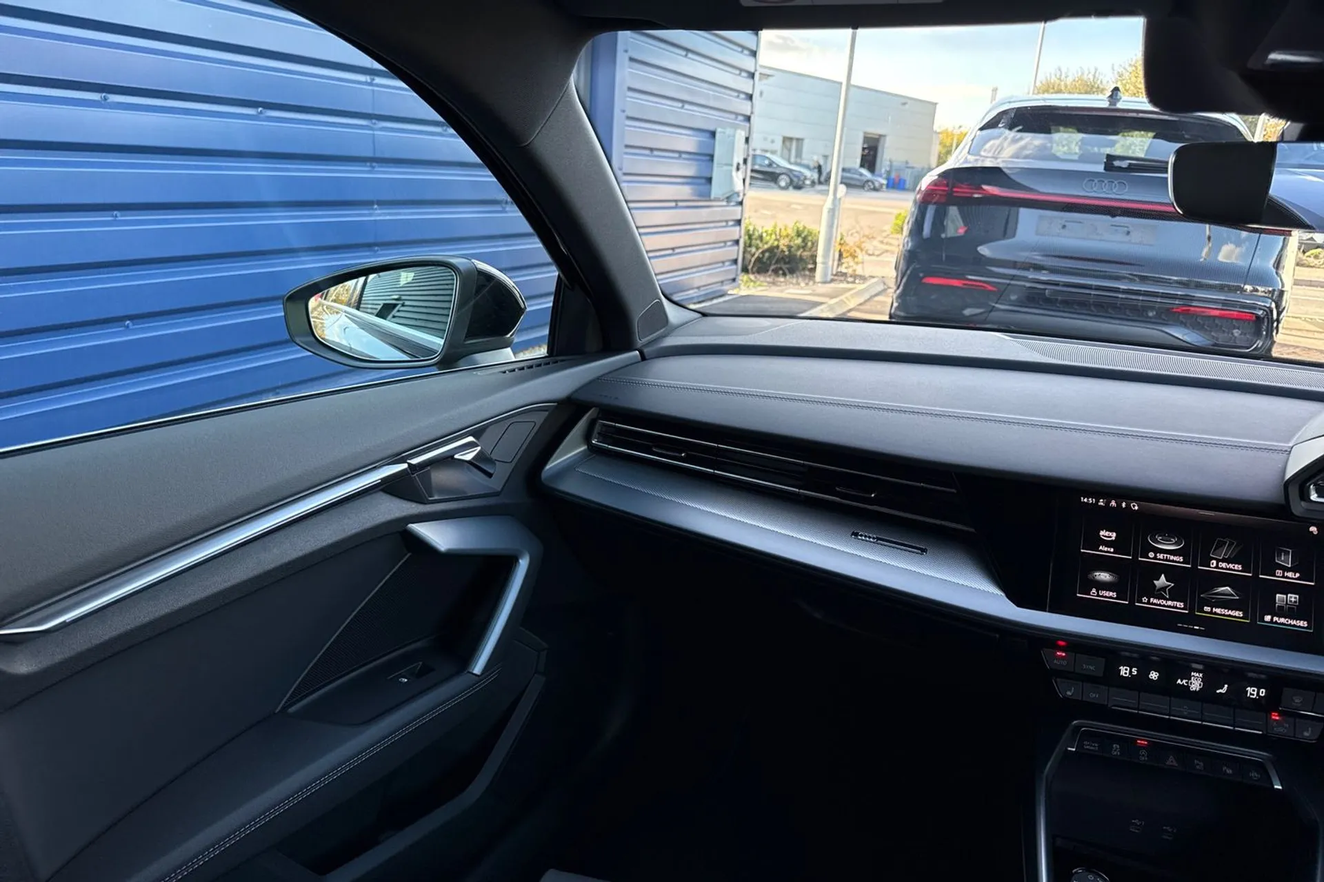 Audi A3 thumbnail image number 36