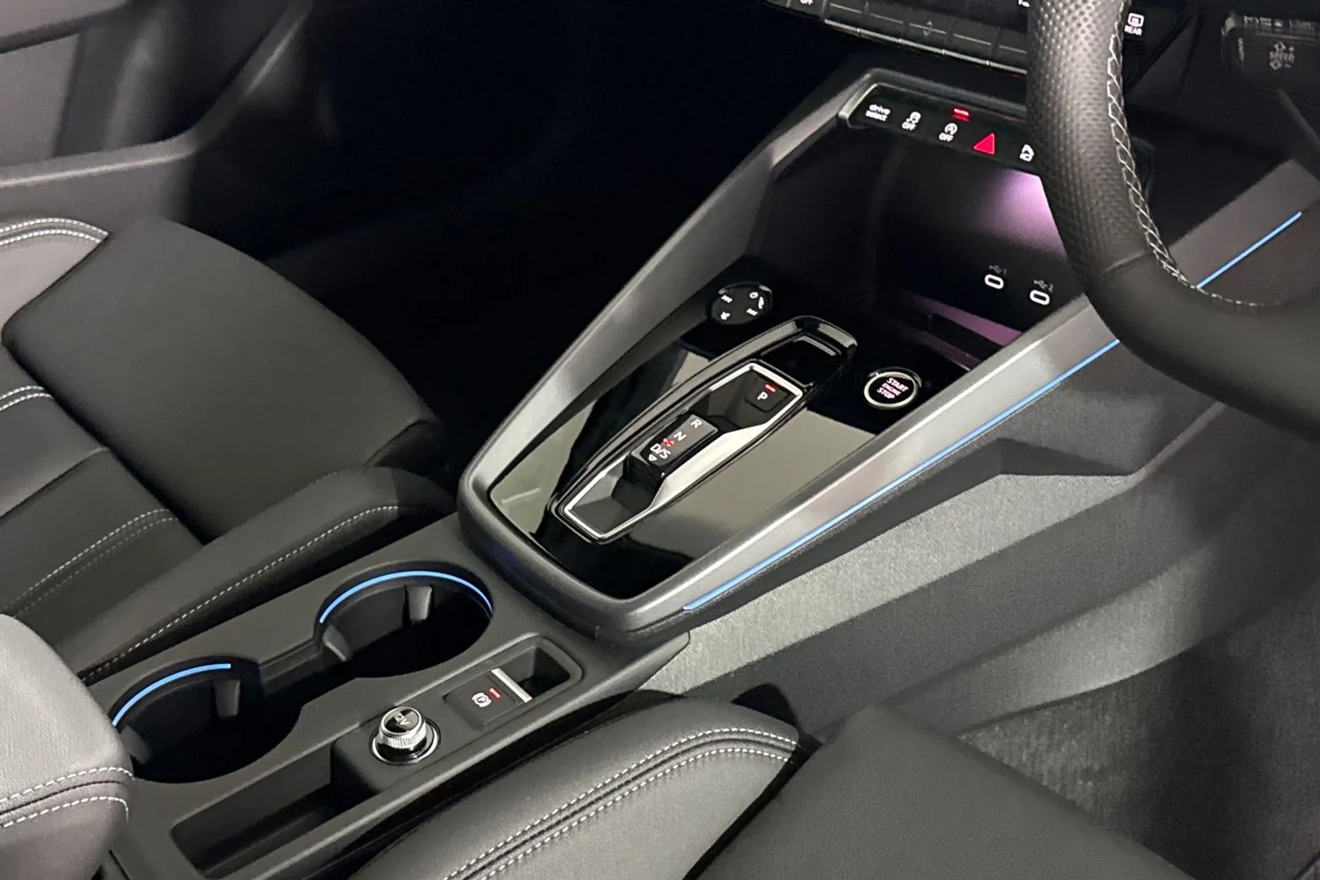 Audi A3 thumbnail image number 17