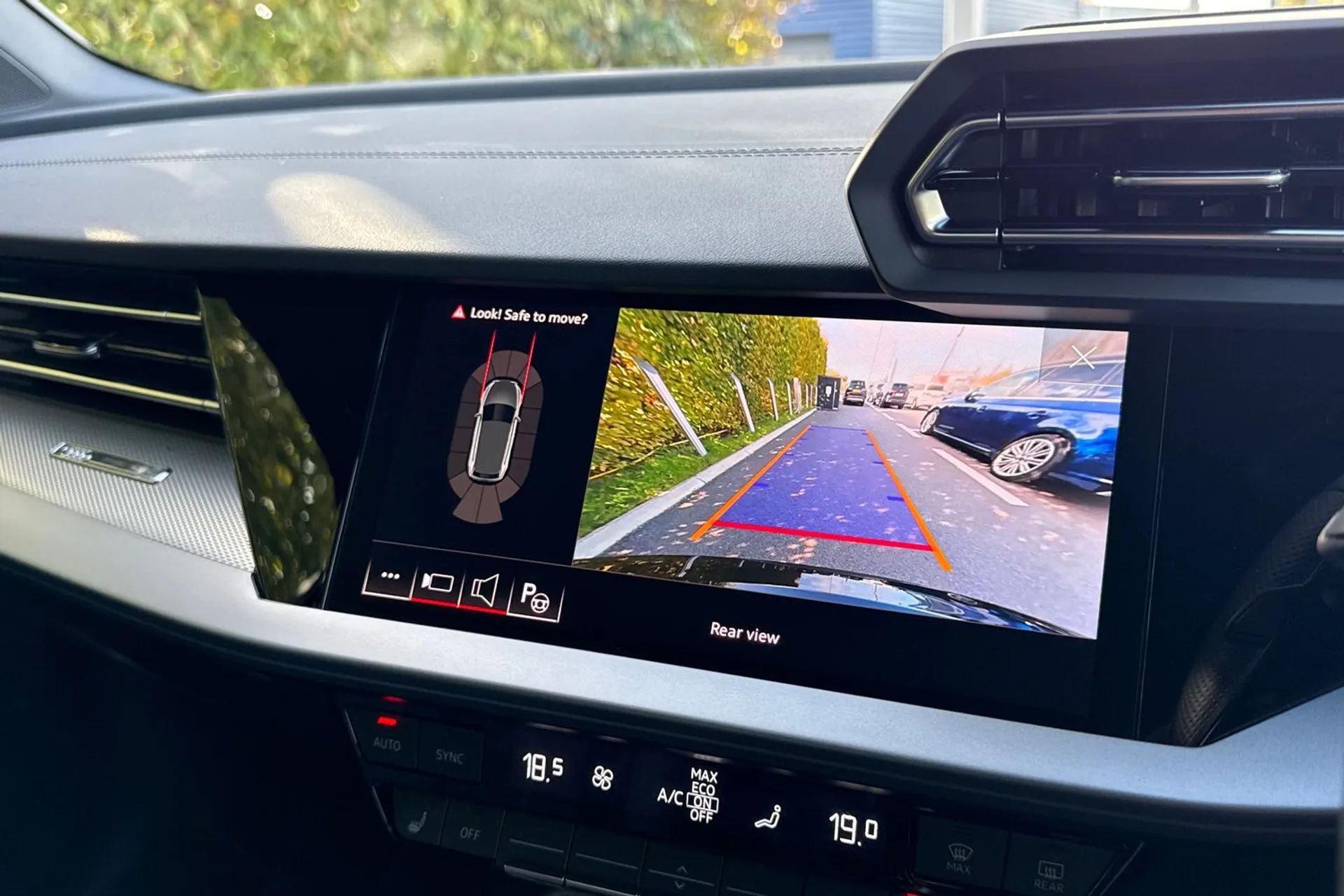 Audi A3 thumbnail image number 4