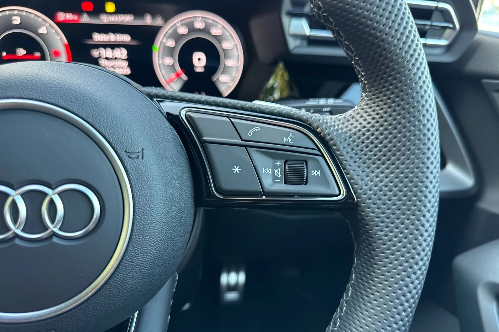 Audi A3 thumbnail image number 44