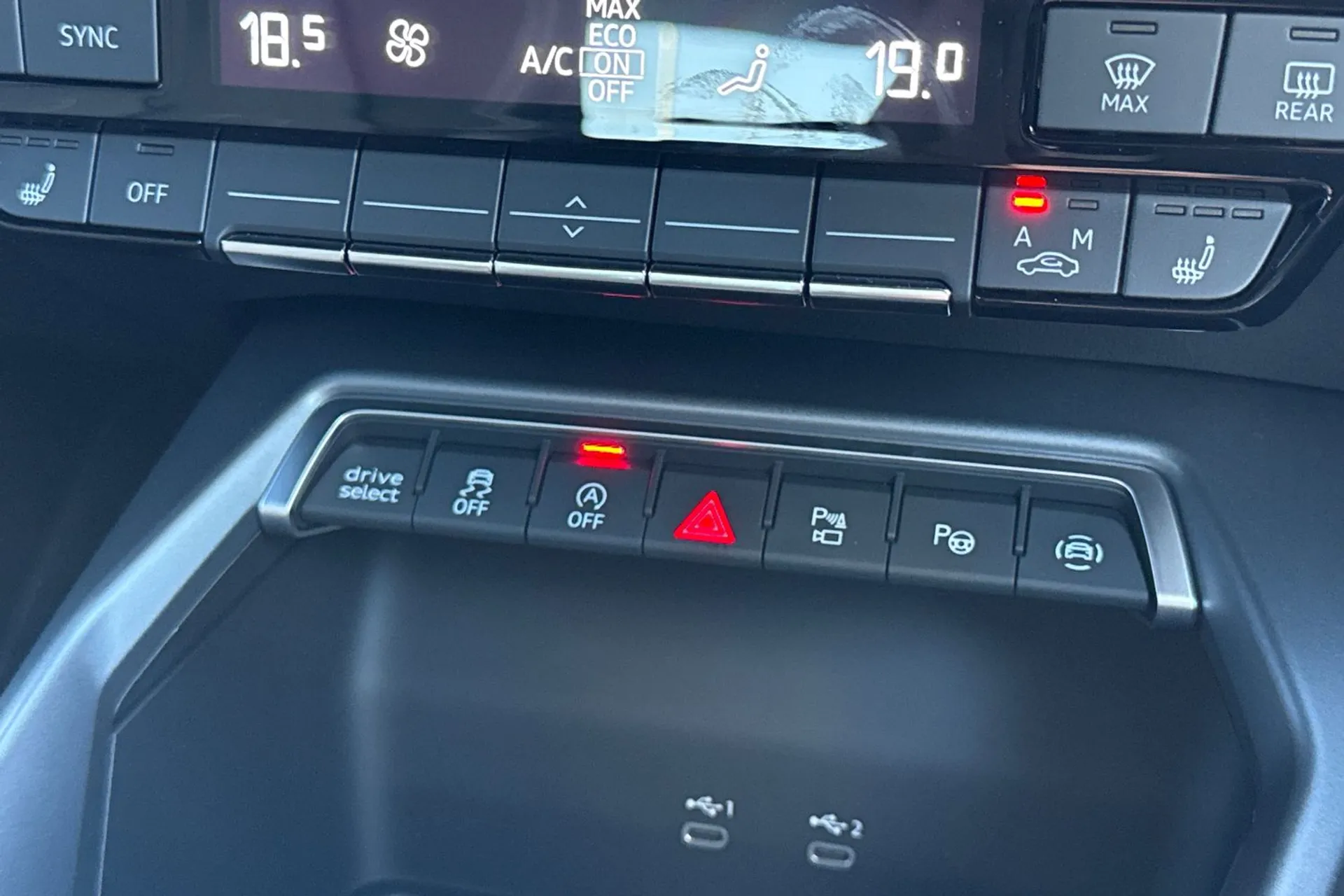 Audi A3 thumbnail image number 43