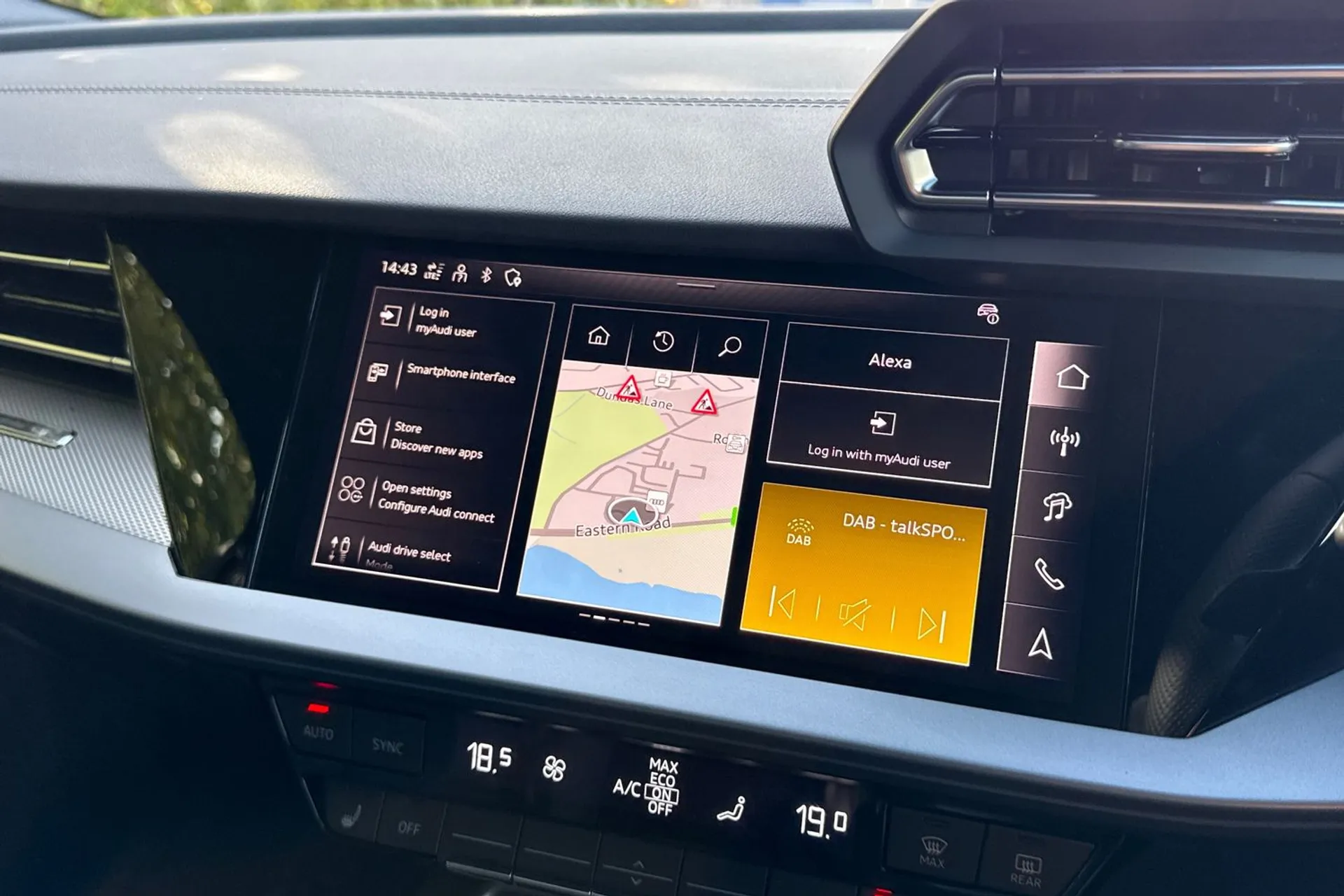 Audi A3 thumbnail image number 24