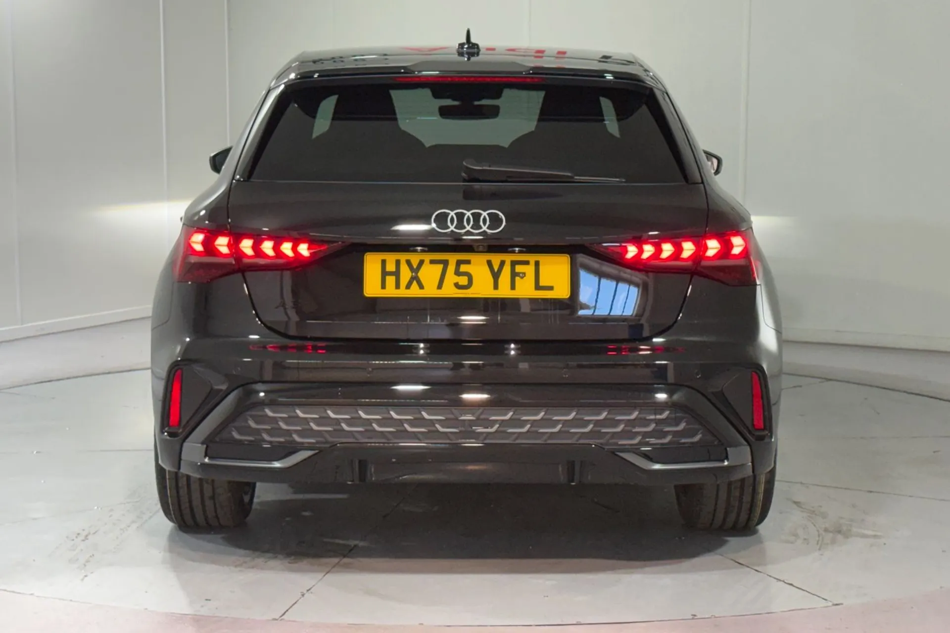 Audi A3 thumbnail image number 8