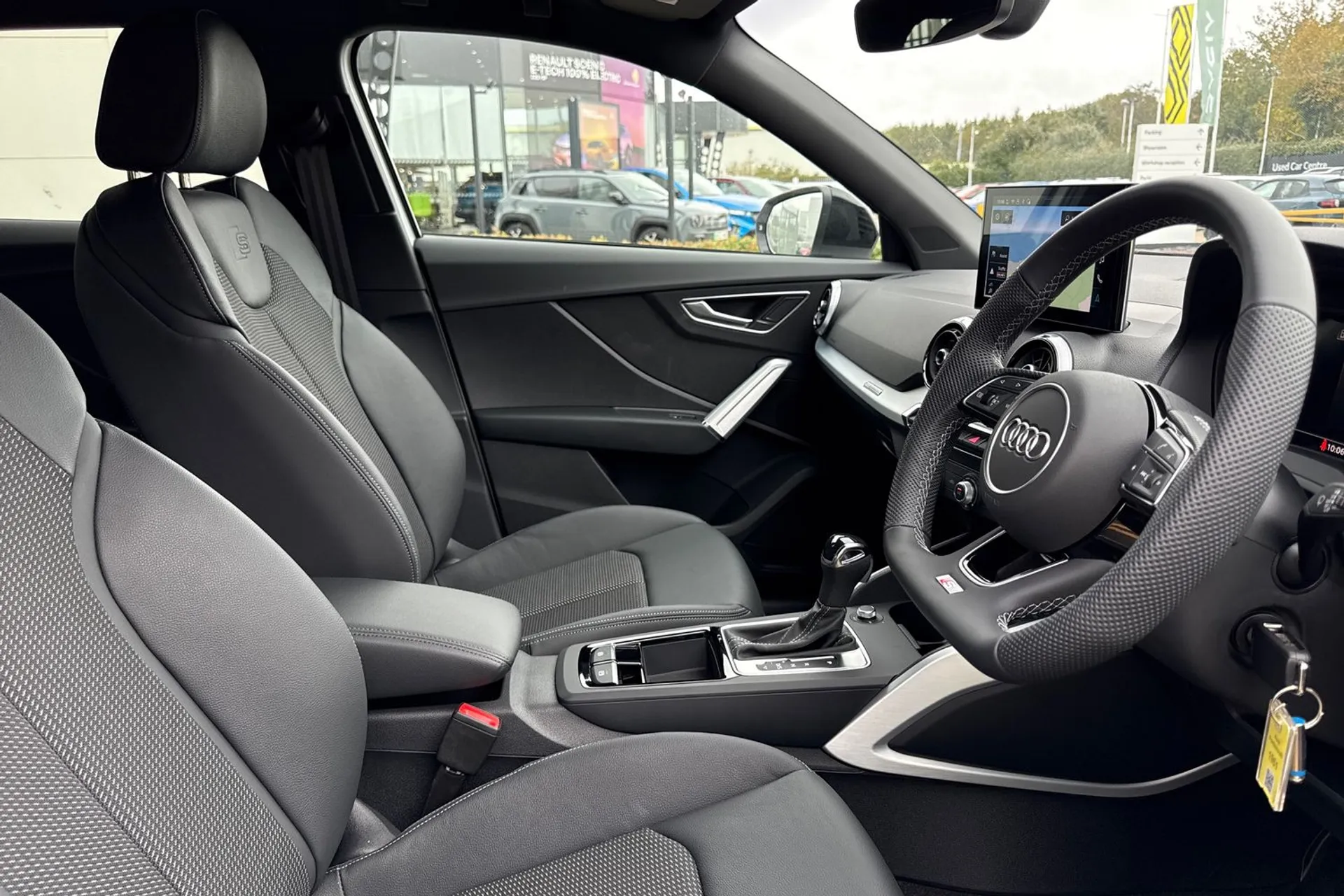 Audi Q2 thumbnail image number 26