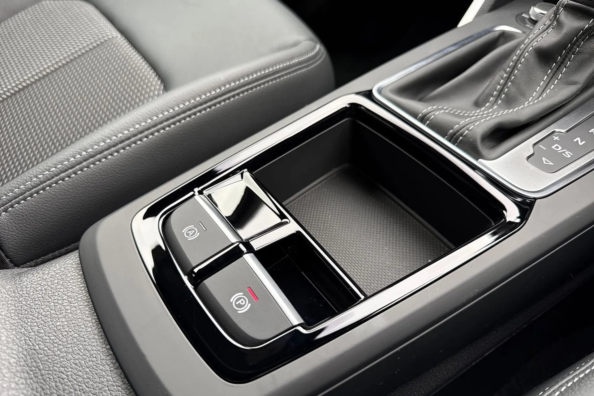 Audi Q2 thumbnail image number 51