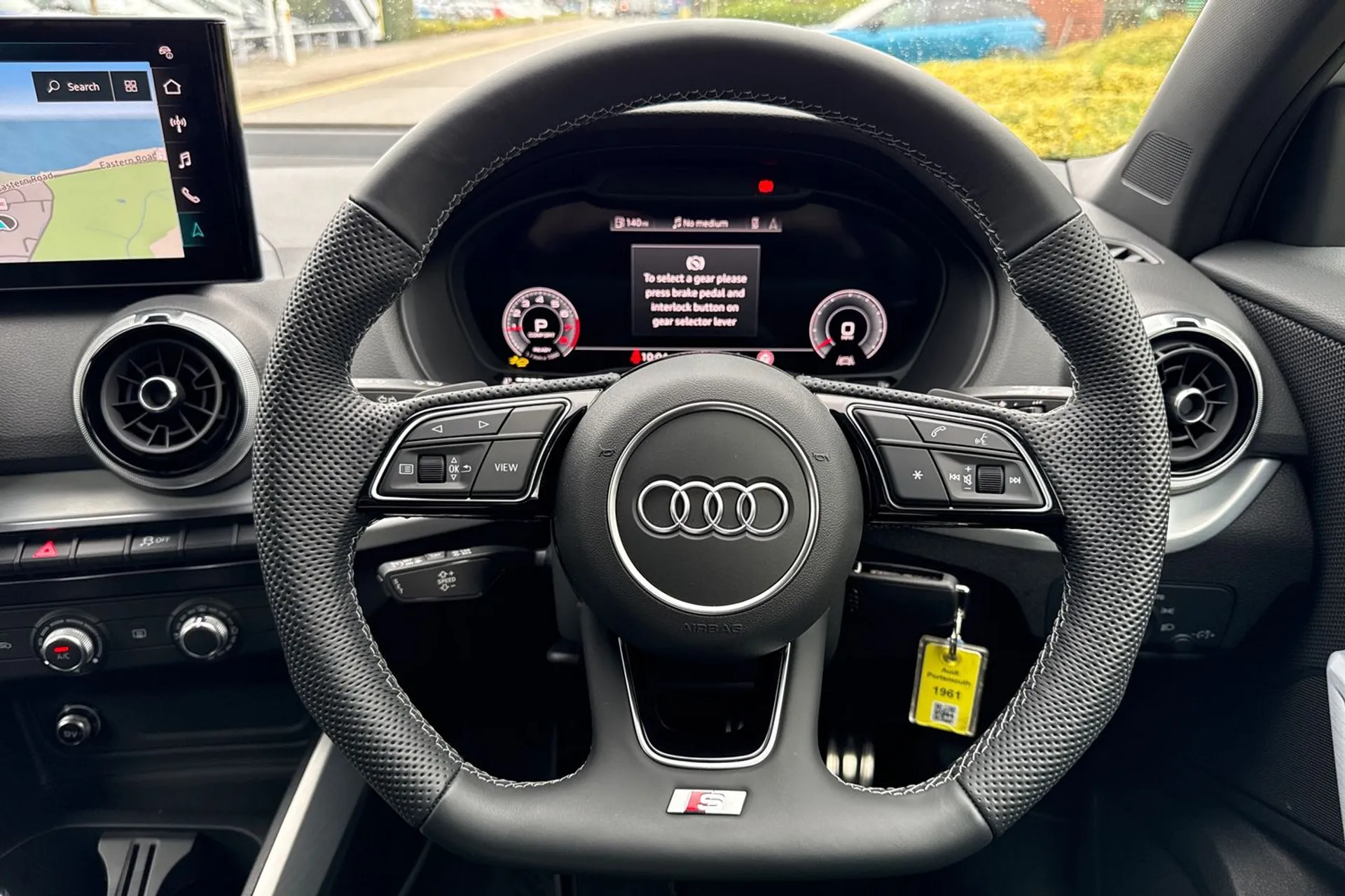 Audi Q2 thumbnail image number 41