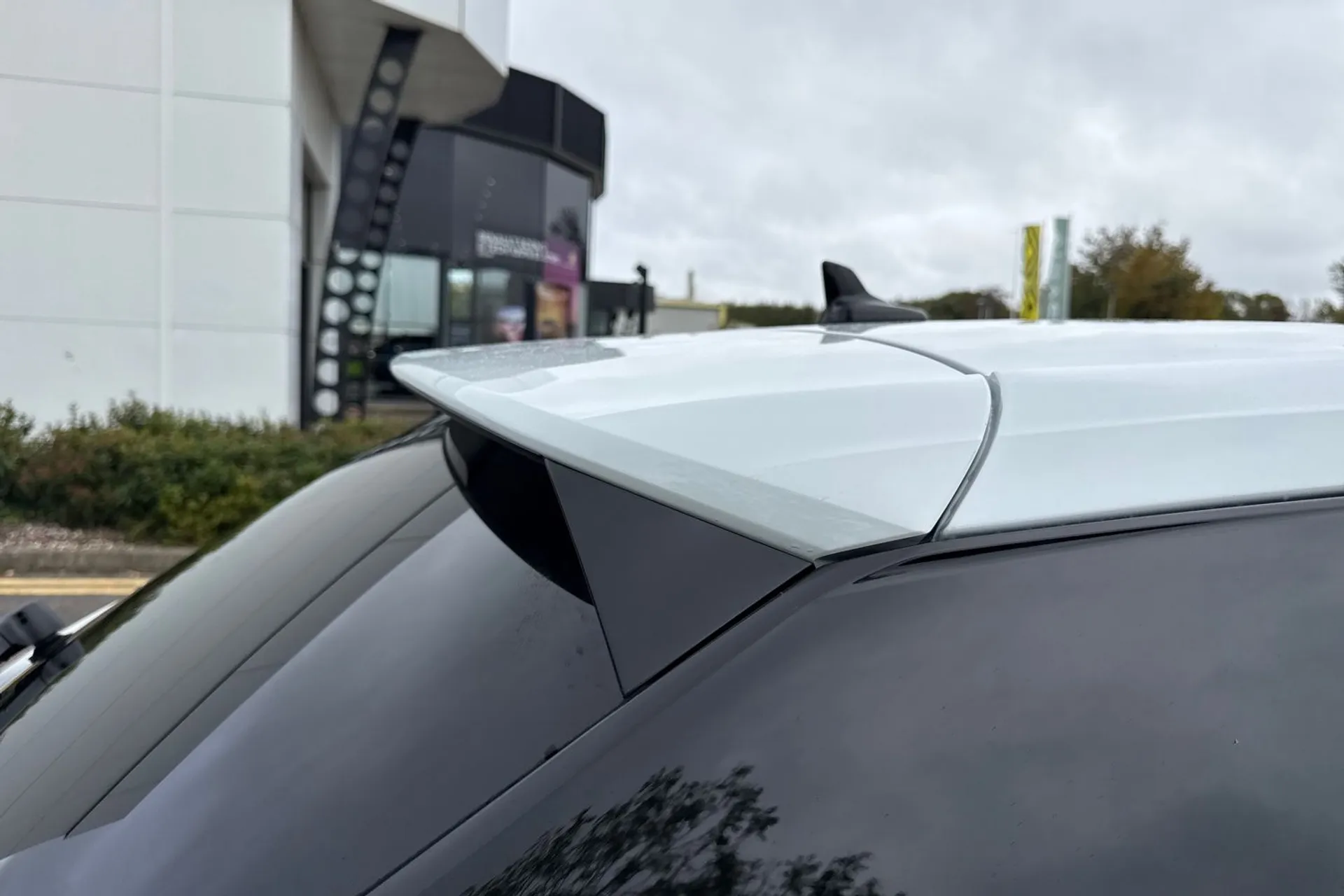 Audi Q2 thumbnail image number 14