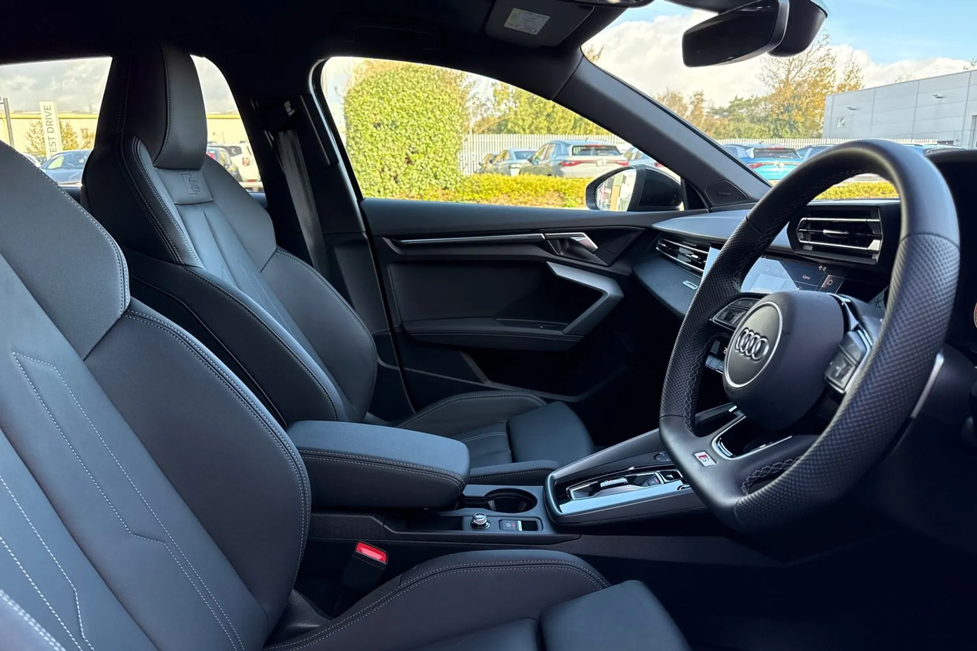 Audi A3 thumbnail image number 28