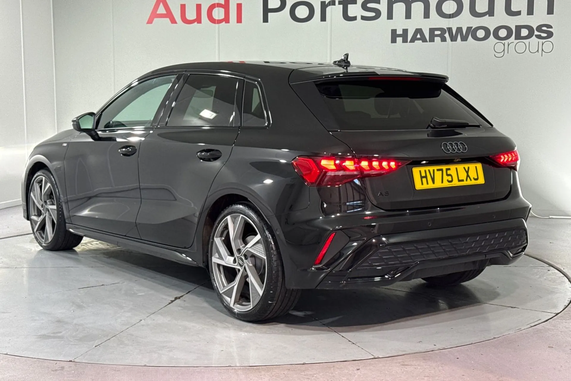 Audi A3 thumbnail image number 9