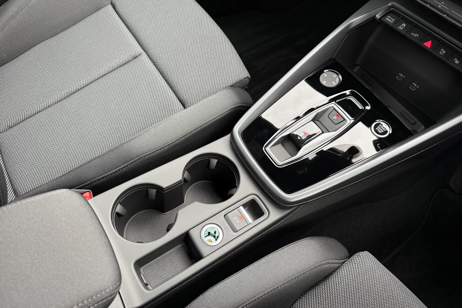 Audi A3 thumbnail image number 41