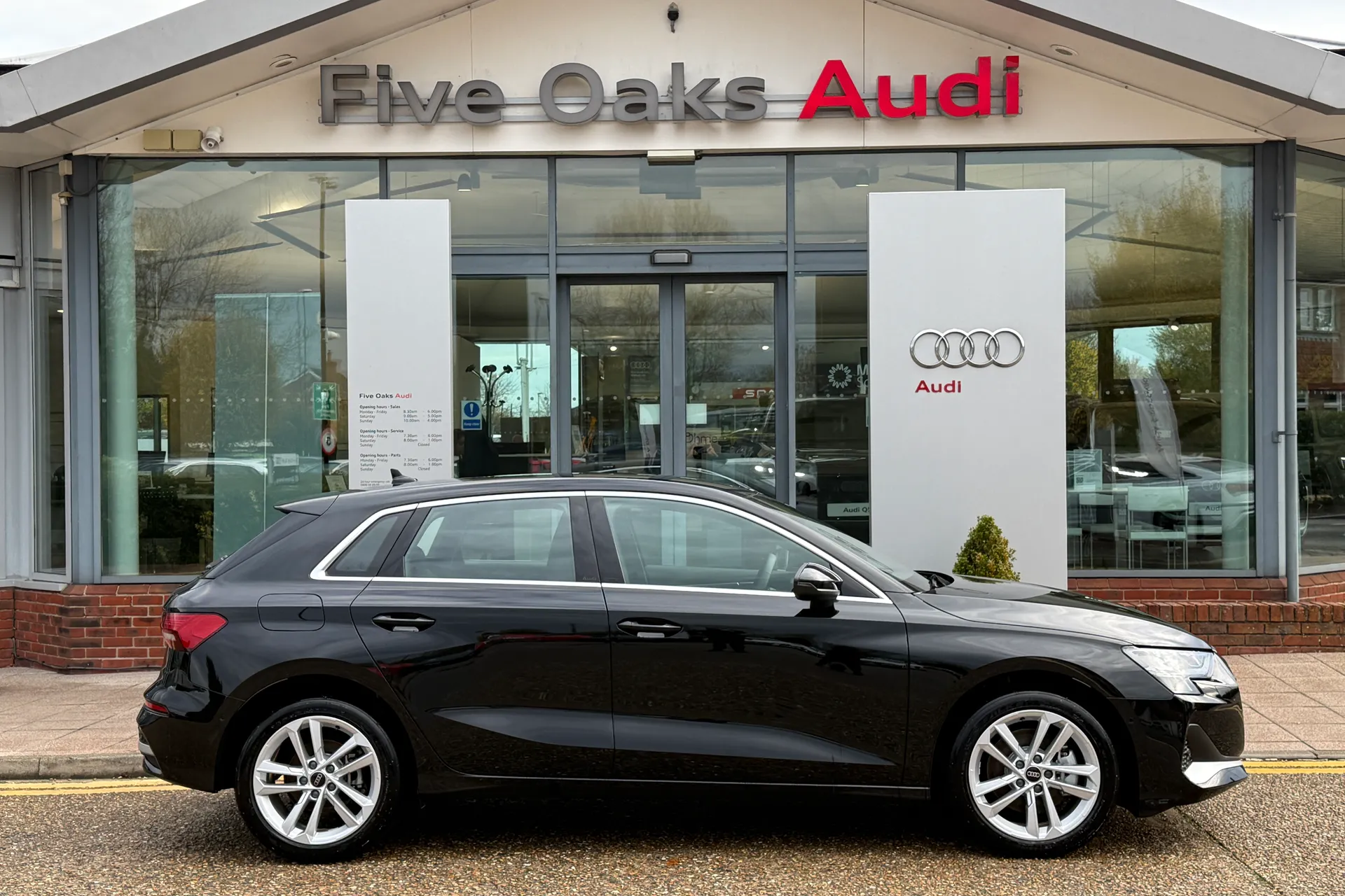 Audi A3 thumbnail image number 2