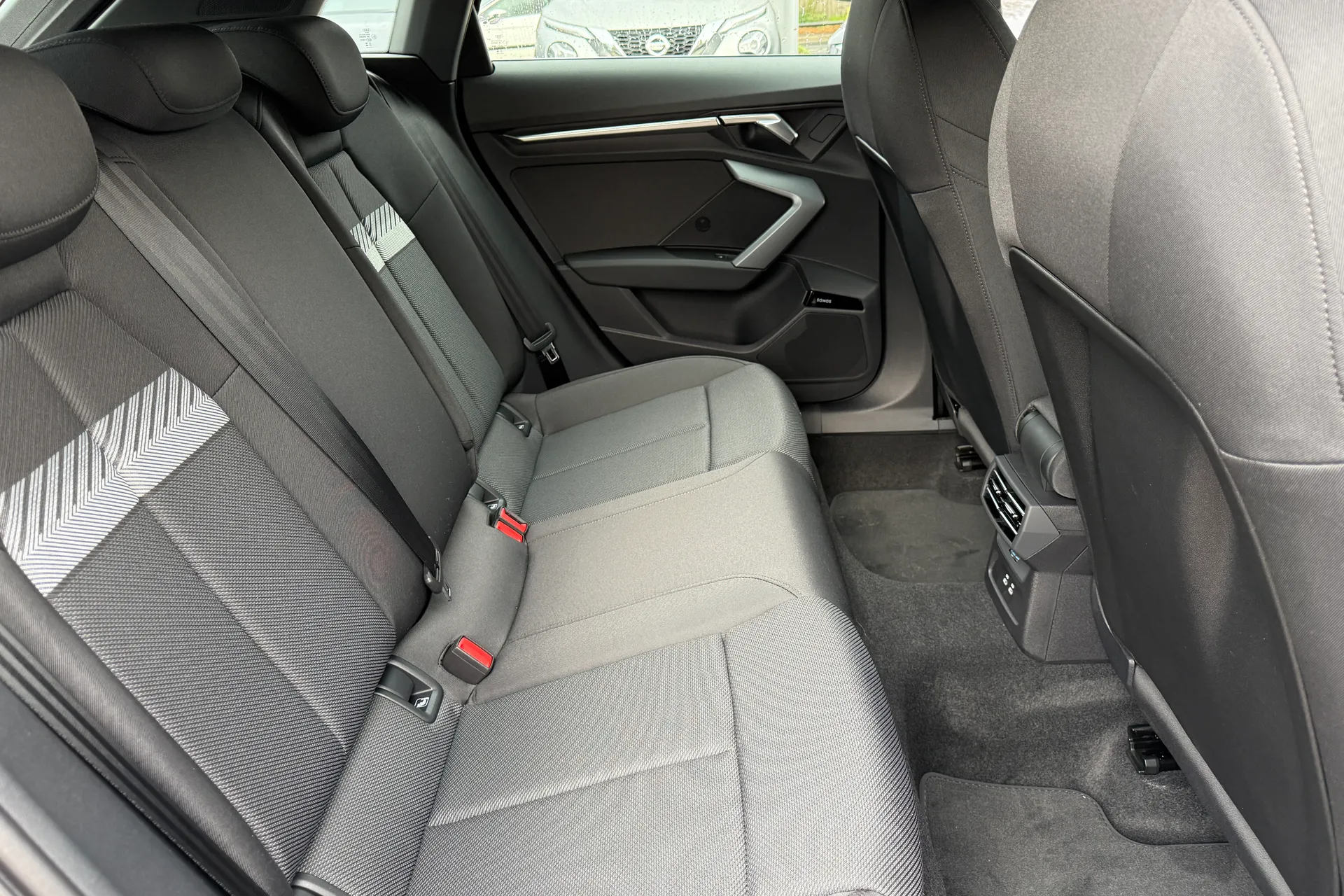 Audi A3 thumbnail image number 46