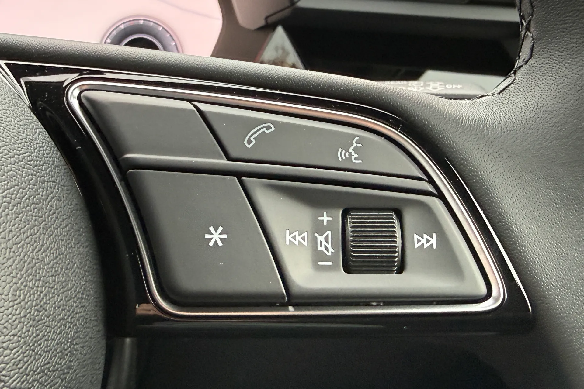 Audi A3 thumbnail image number 24