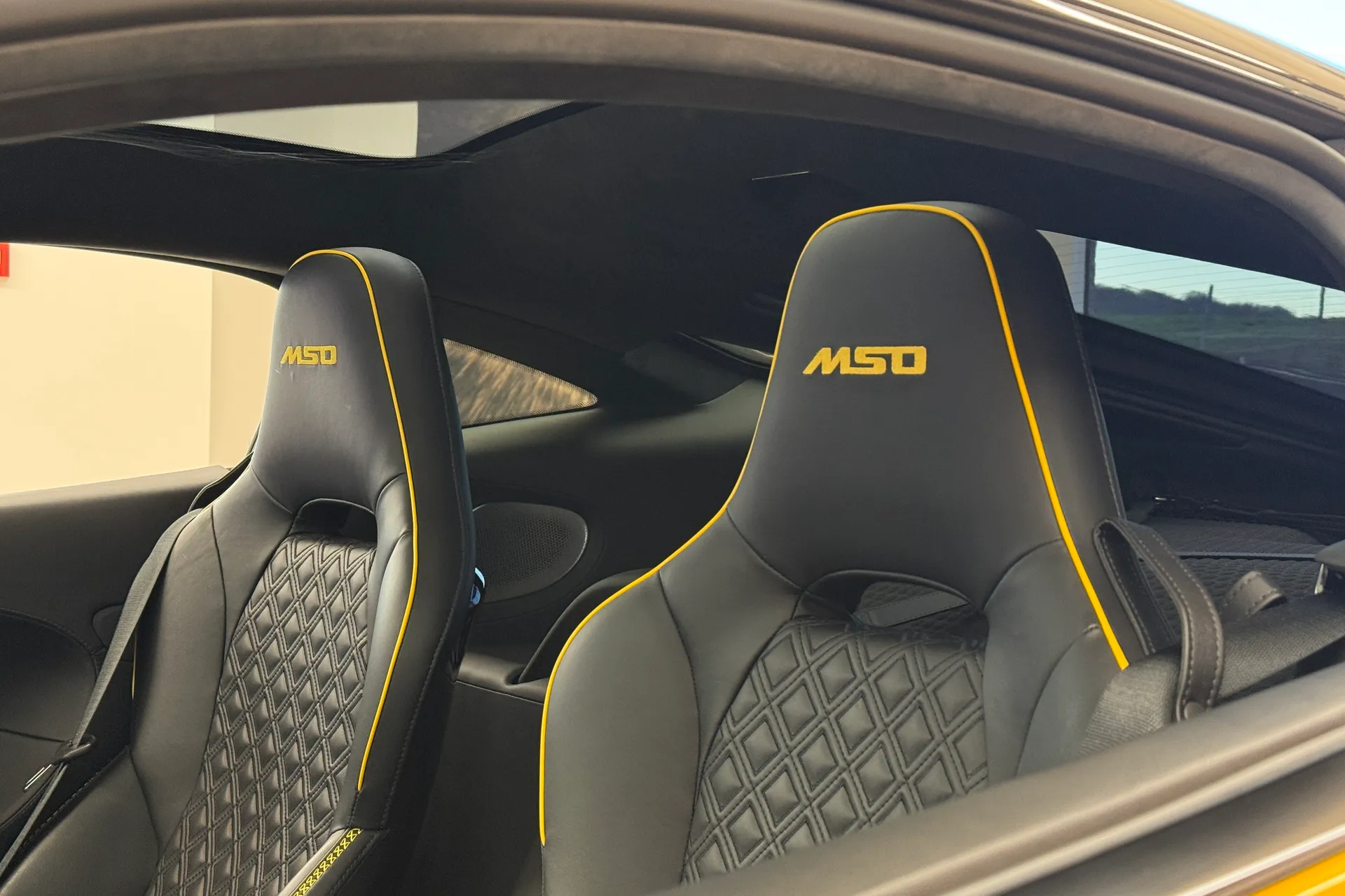 McLaren GT thumbnail image number 26