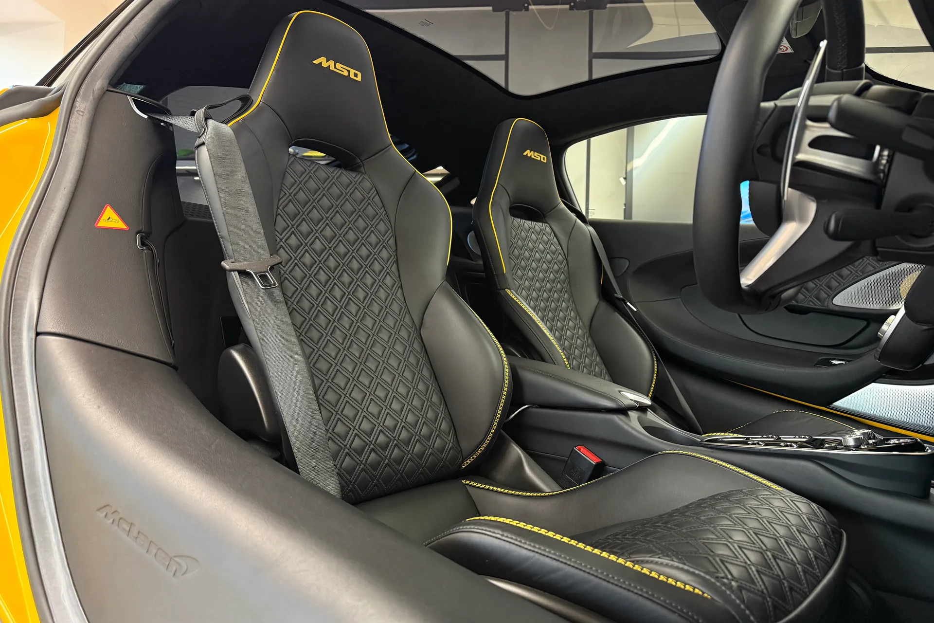 McLaren GT thumbnail image number 5